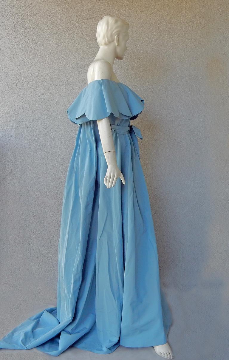Valentino Runway Bare Shoulder Full Train Dress Gown  new! In New Condition For Sale In Los Angeles, CA