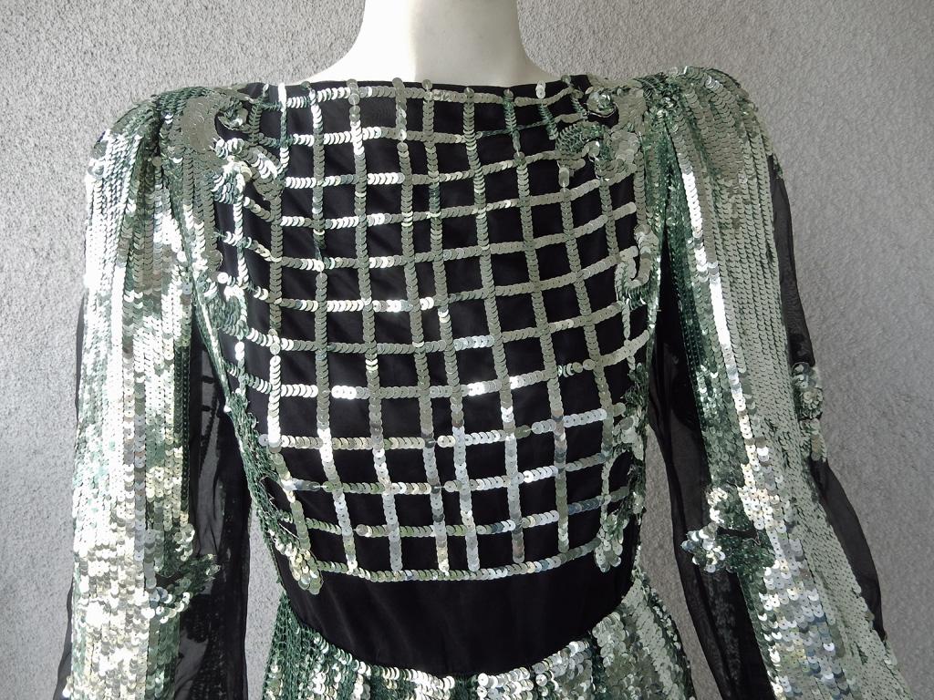  Valentino Runway Emerald Sequin Shimmer Dress Gown   NWT For Sale 1