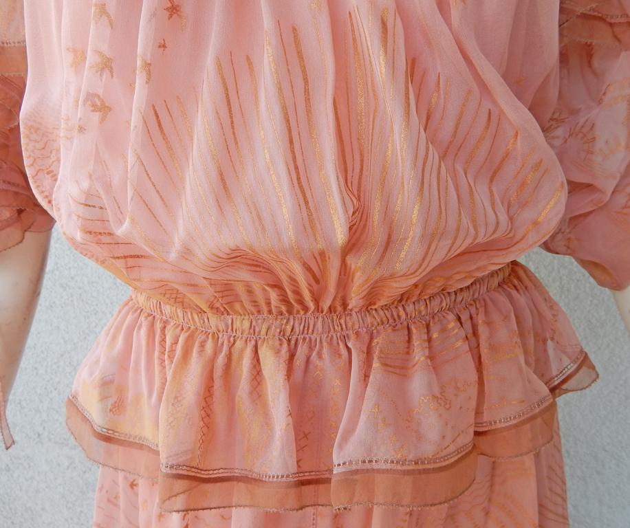 Valentino Rnwy „Pretty in Pink“ Romantisches schulterfreies Seidenkleid   im Zustand „Neu“ im Angebot in Los Angeles, CA