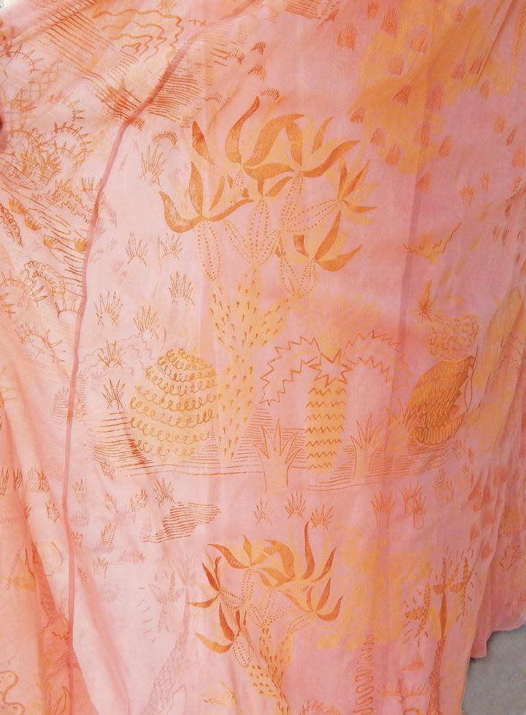 Robe romantique Valentino Rnwy en soie à épaules dénudées «tty in rose »   en vente 3