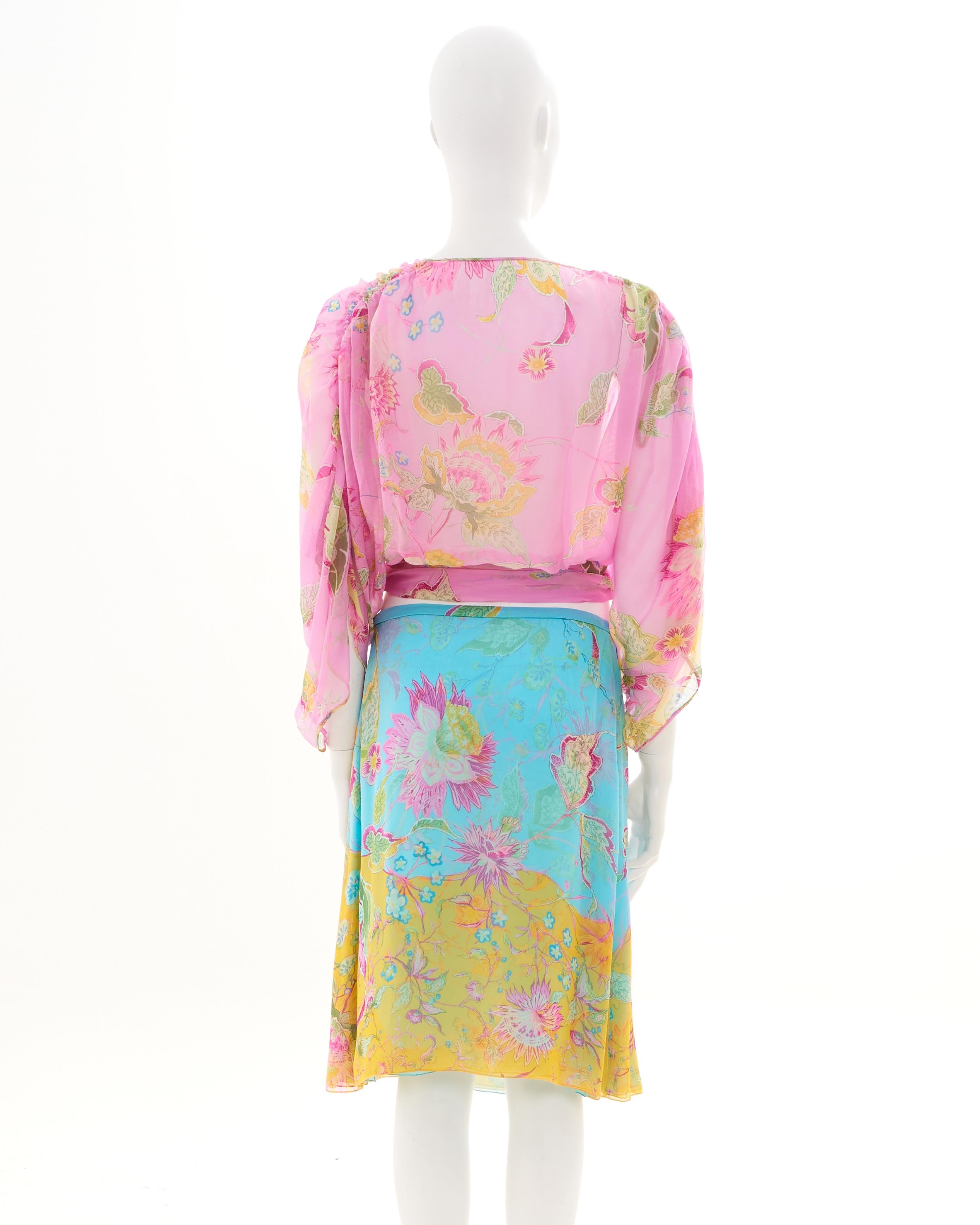 Women's Valentino S/S 2004 Multicolor Floral silk skirt set For Sale