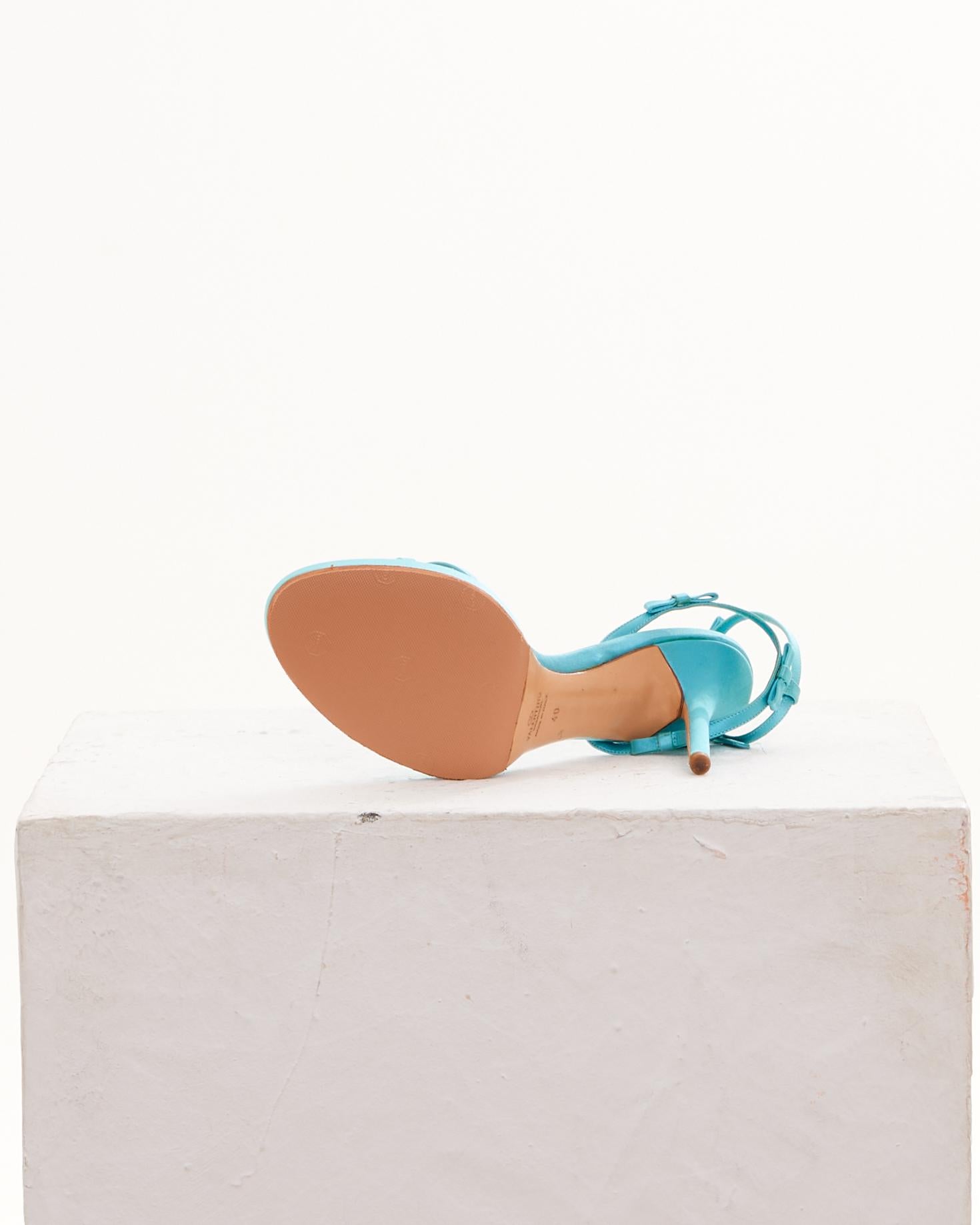 Valentino S/S 2004 Turquoise satin with bows platform saldals In condizioni ottime in vendita a Milano, IT