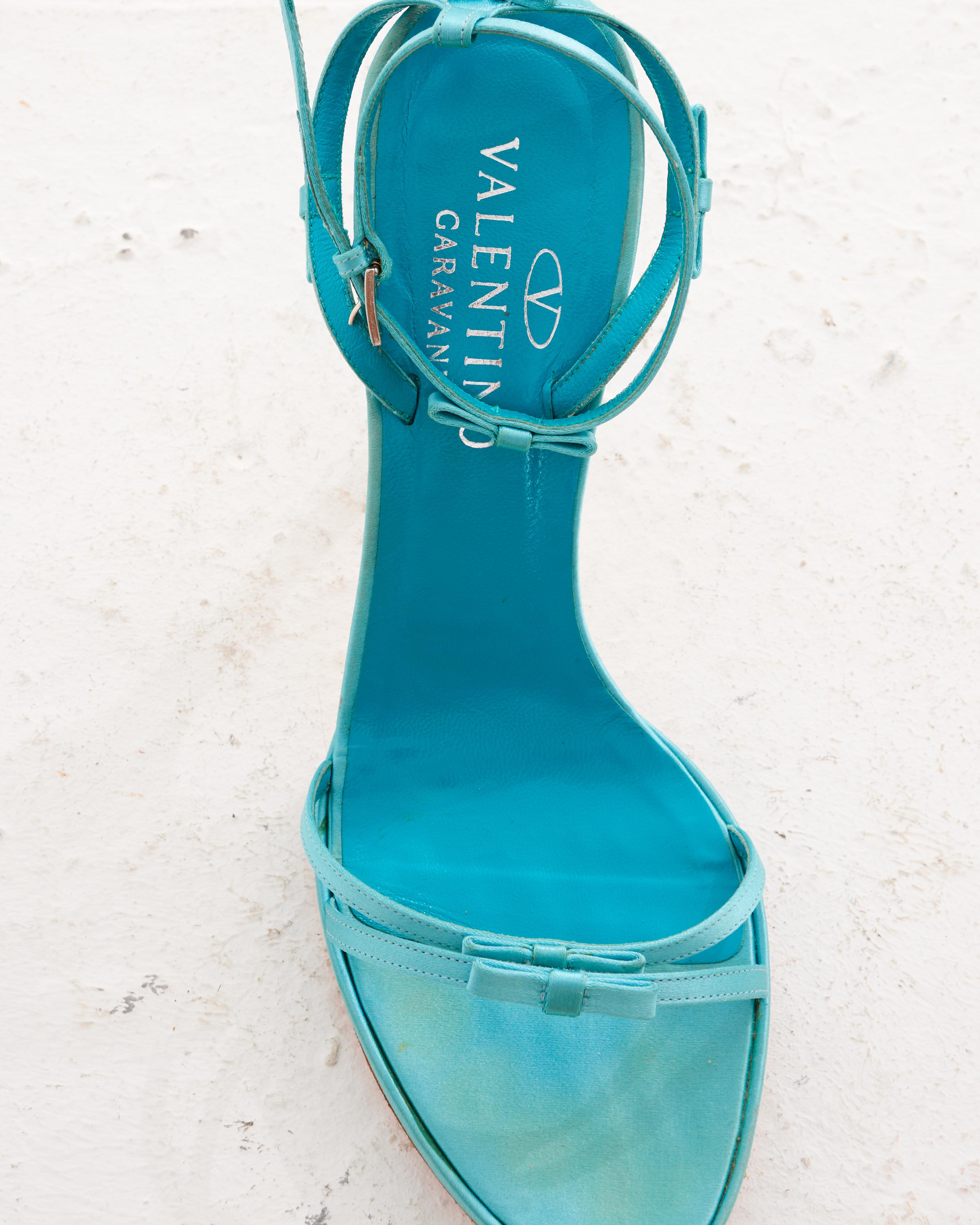Valentino S/S 2004 Turquoise satin with bows platform saldals in vendita 1