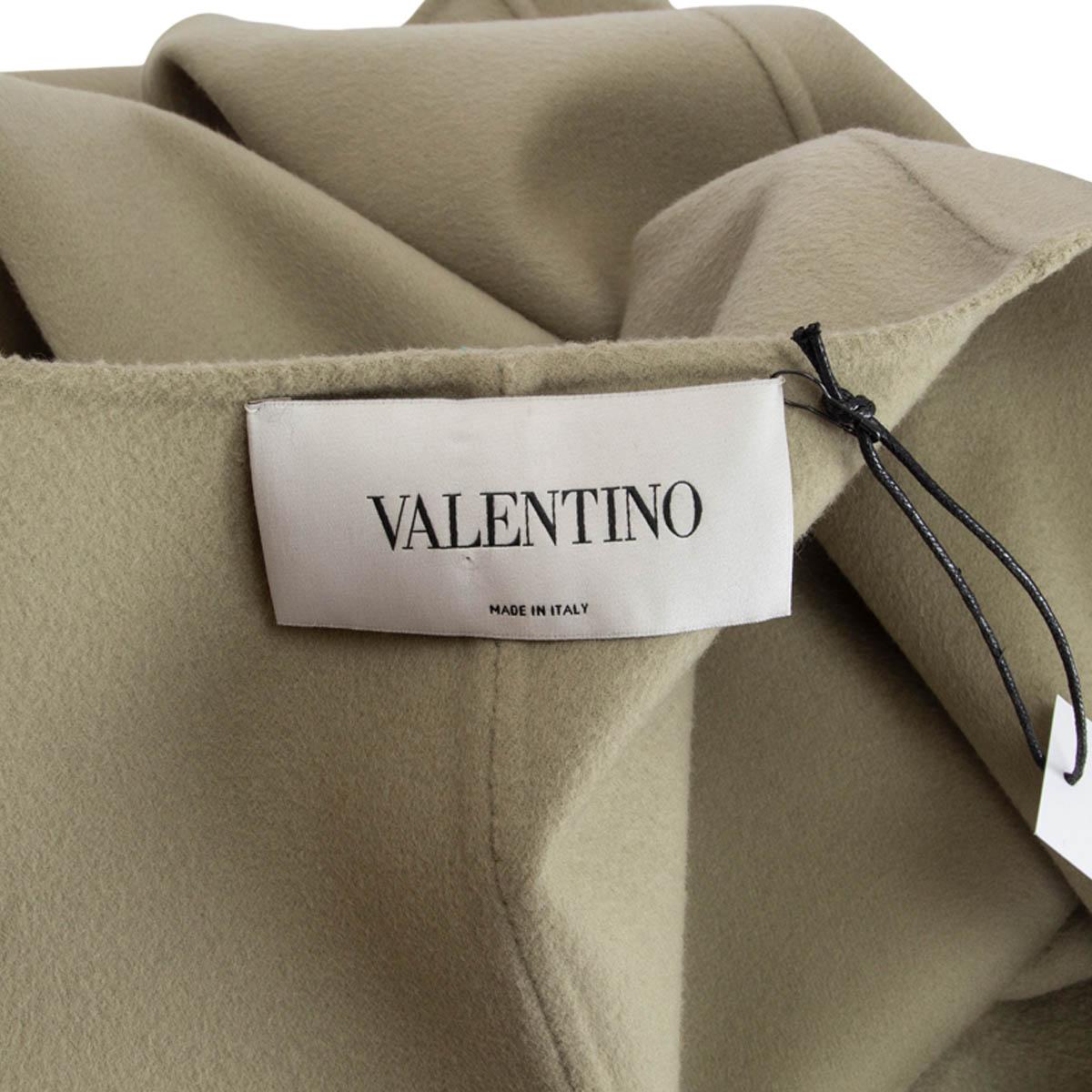 VALENTINO - Manteau ceinturé en laine mélangée vert sauge, 42 M en vente 2