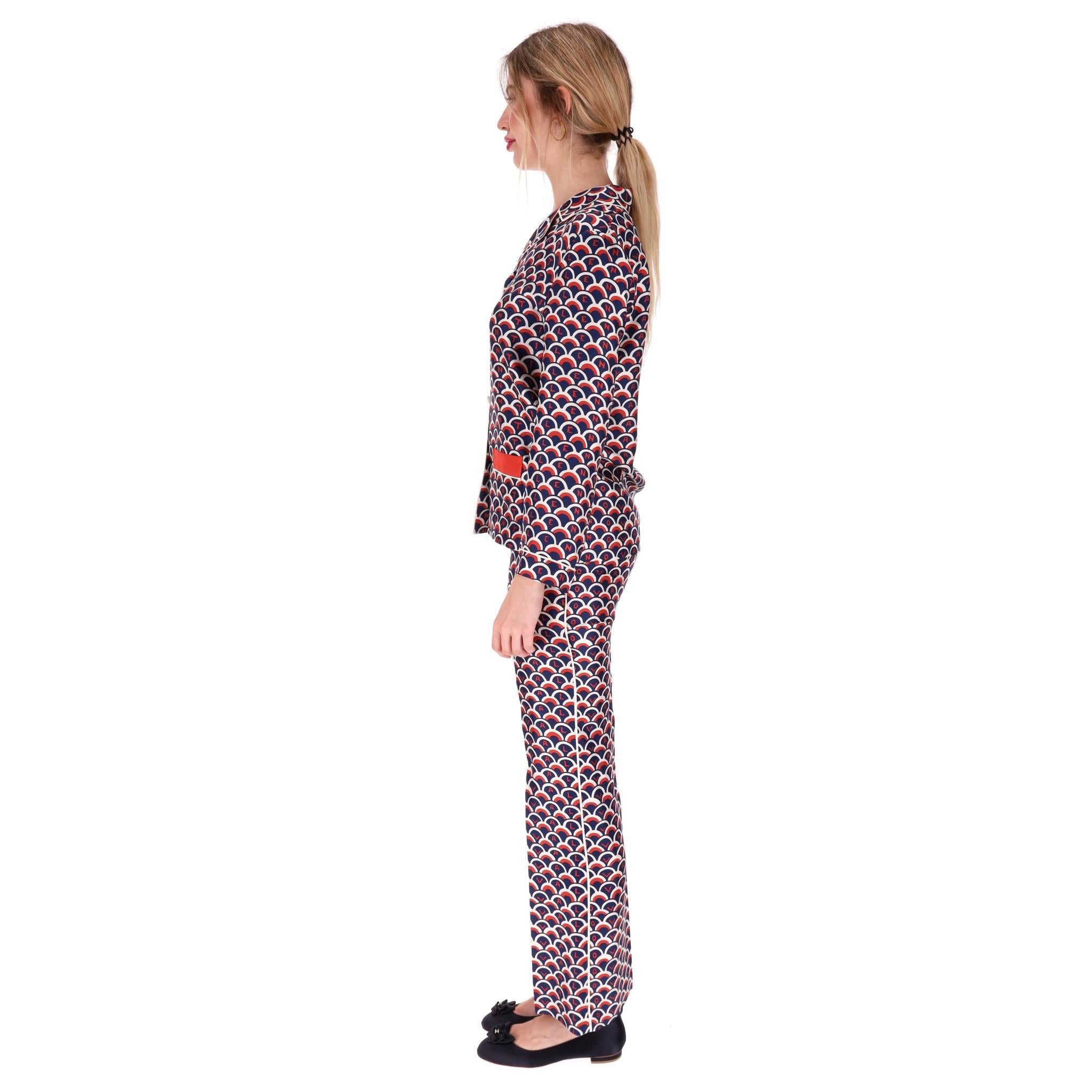 Black Valentino Scale Logo Printed Silk Pyjama Set For Sale