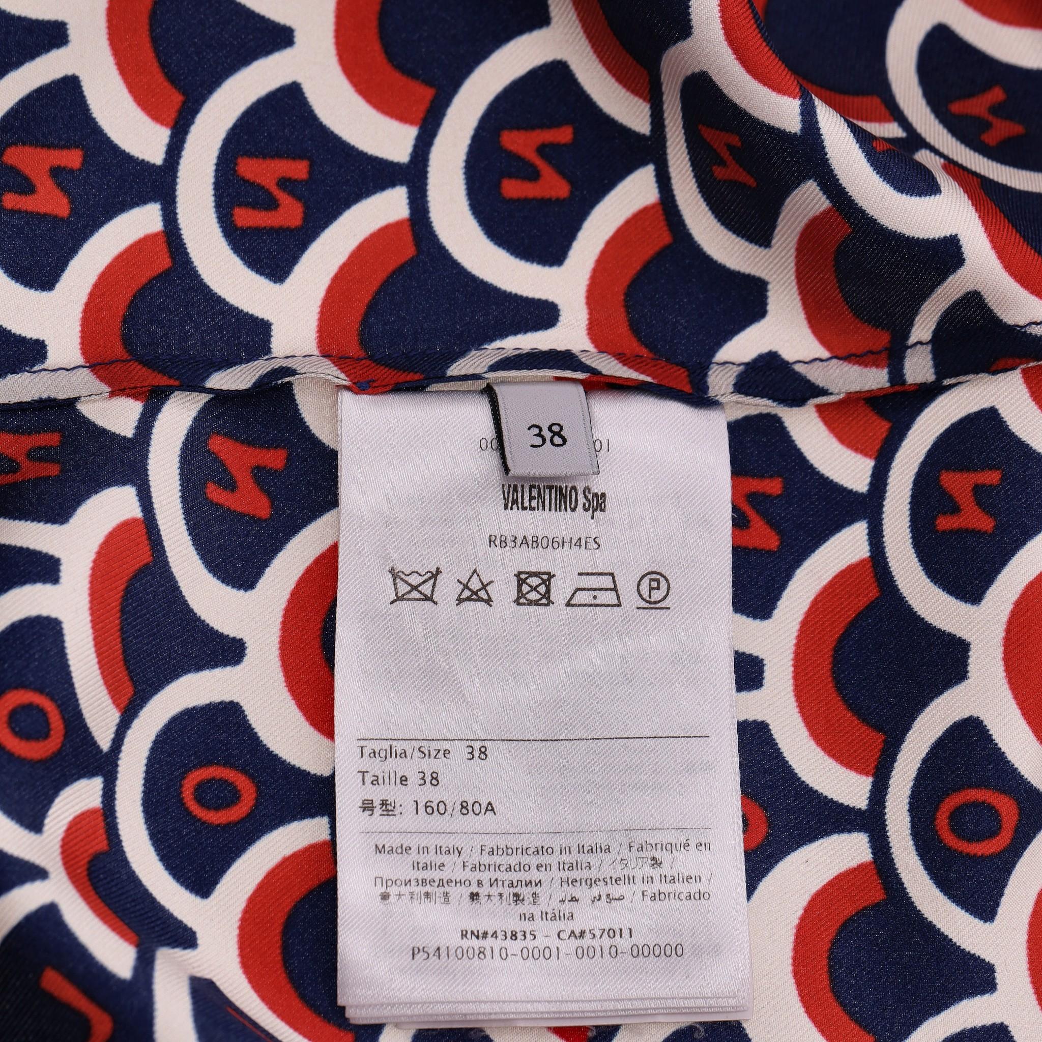 Valentino Scale Logo Printed Silk Pyjama Set For Sale 2