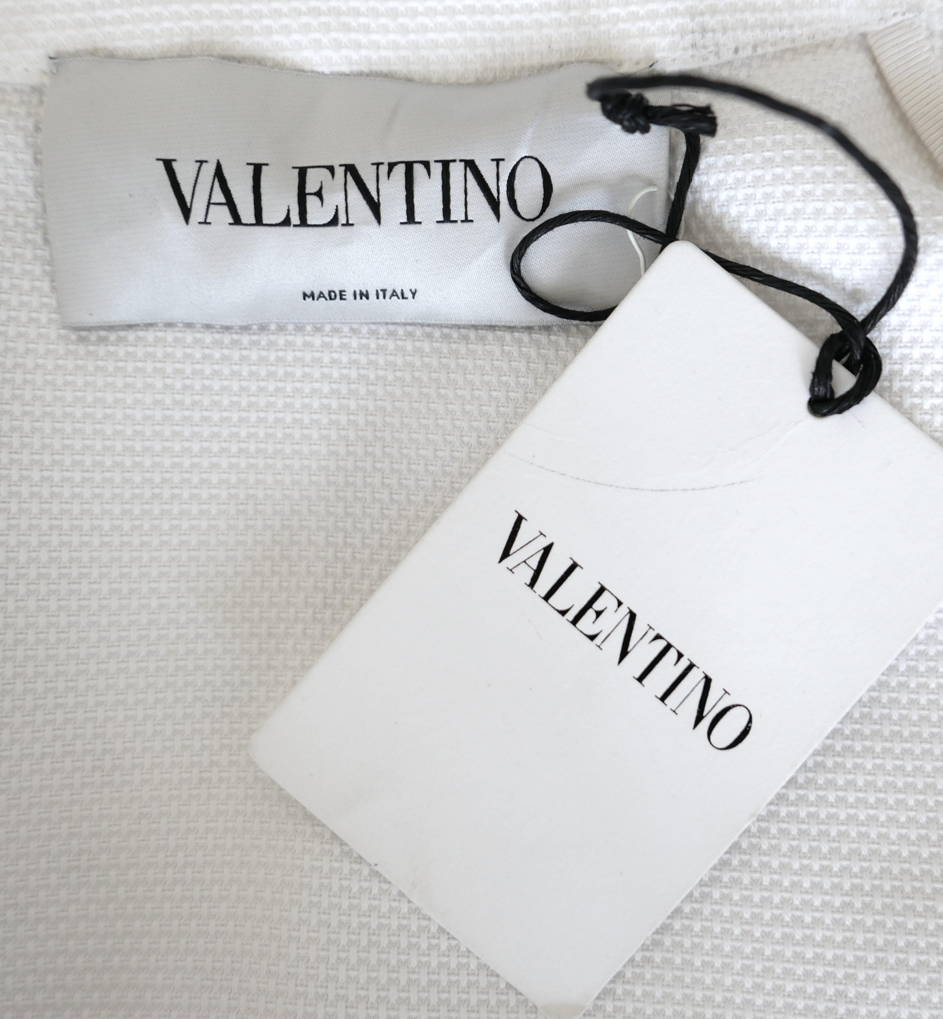 Valentino  Giacca cropped bianca e nera con bordo smerlato in vendita 1