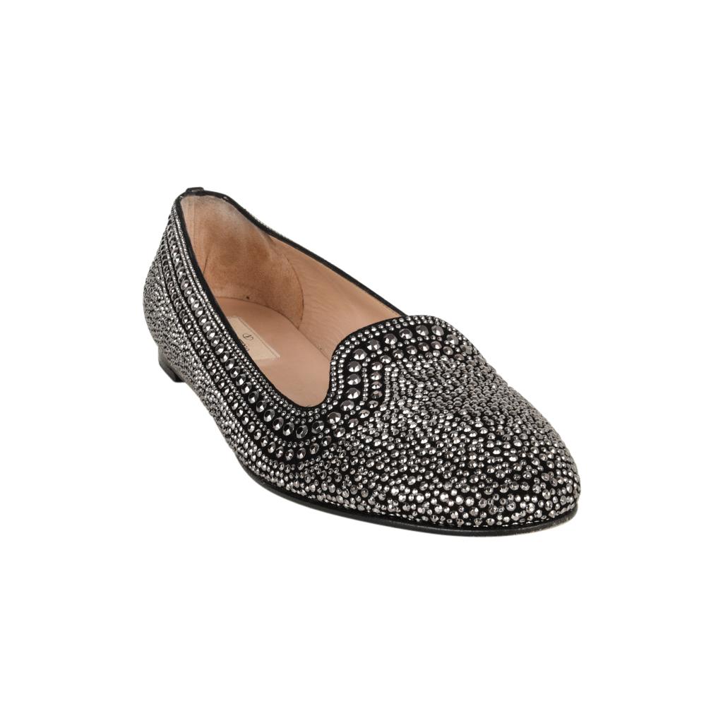 Valentino Scarpa con borchie d'argento e piatto nero senza tempo 38.5 / 8.5 in vendita 2