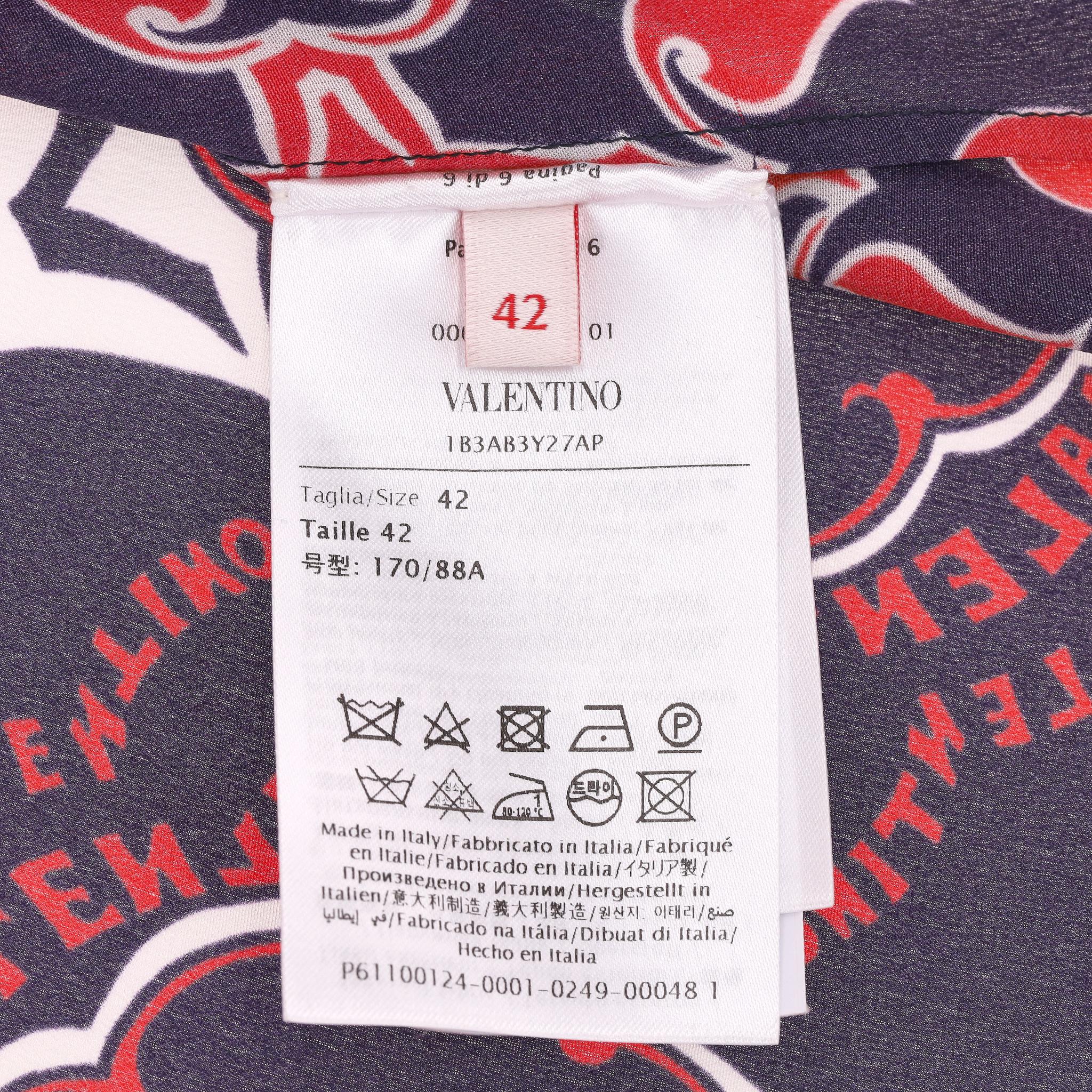Top e pantaloni con stampa logo di Valentino in crepe di seta in vendita 2