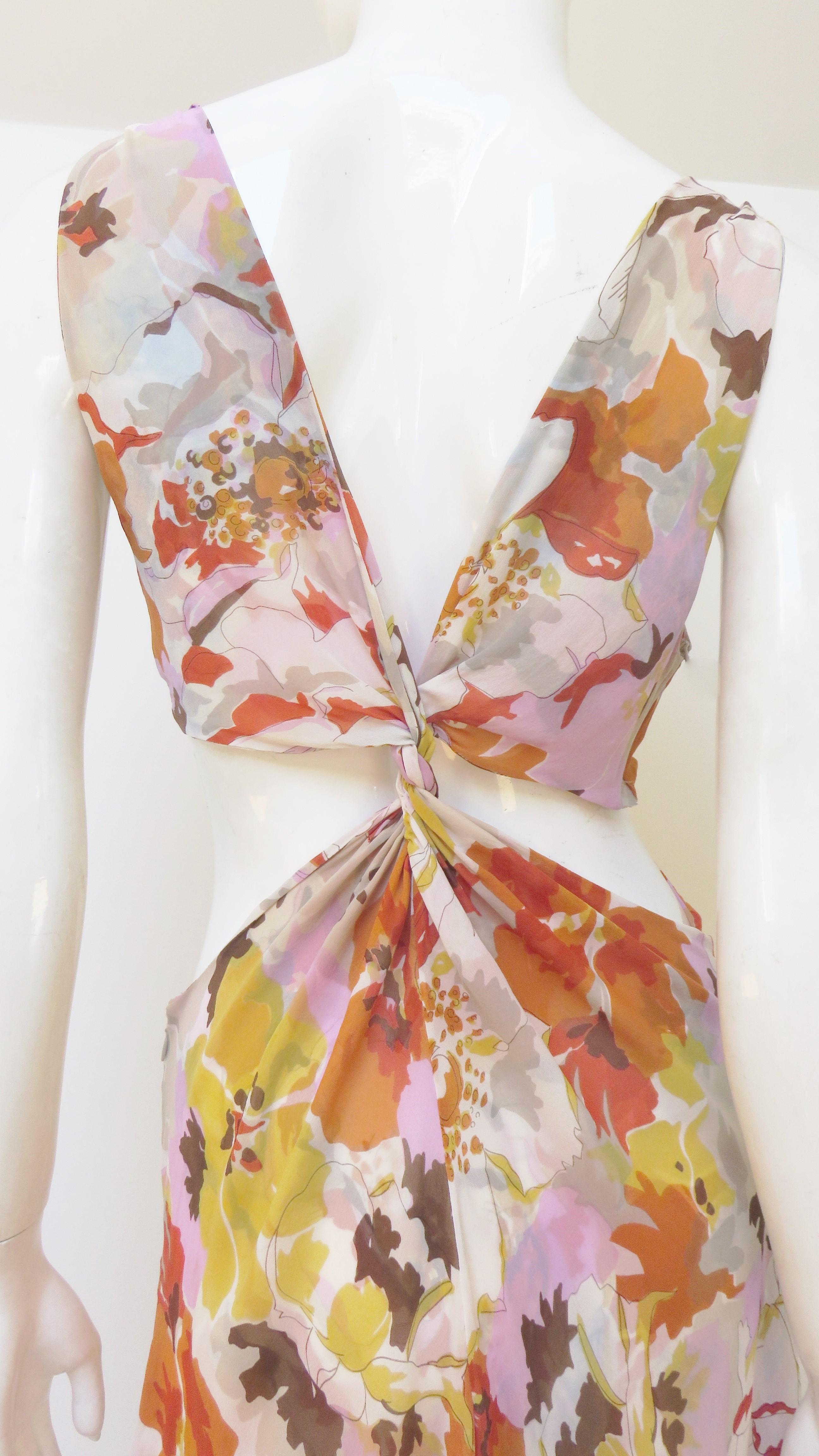 Valentino Silk Dress with Cut out Waist S/S 2005 For Sale 6