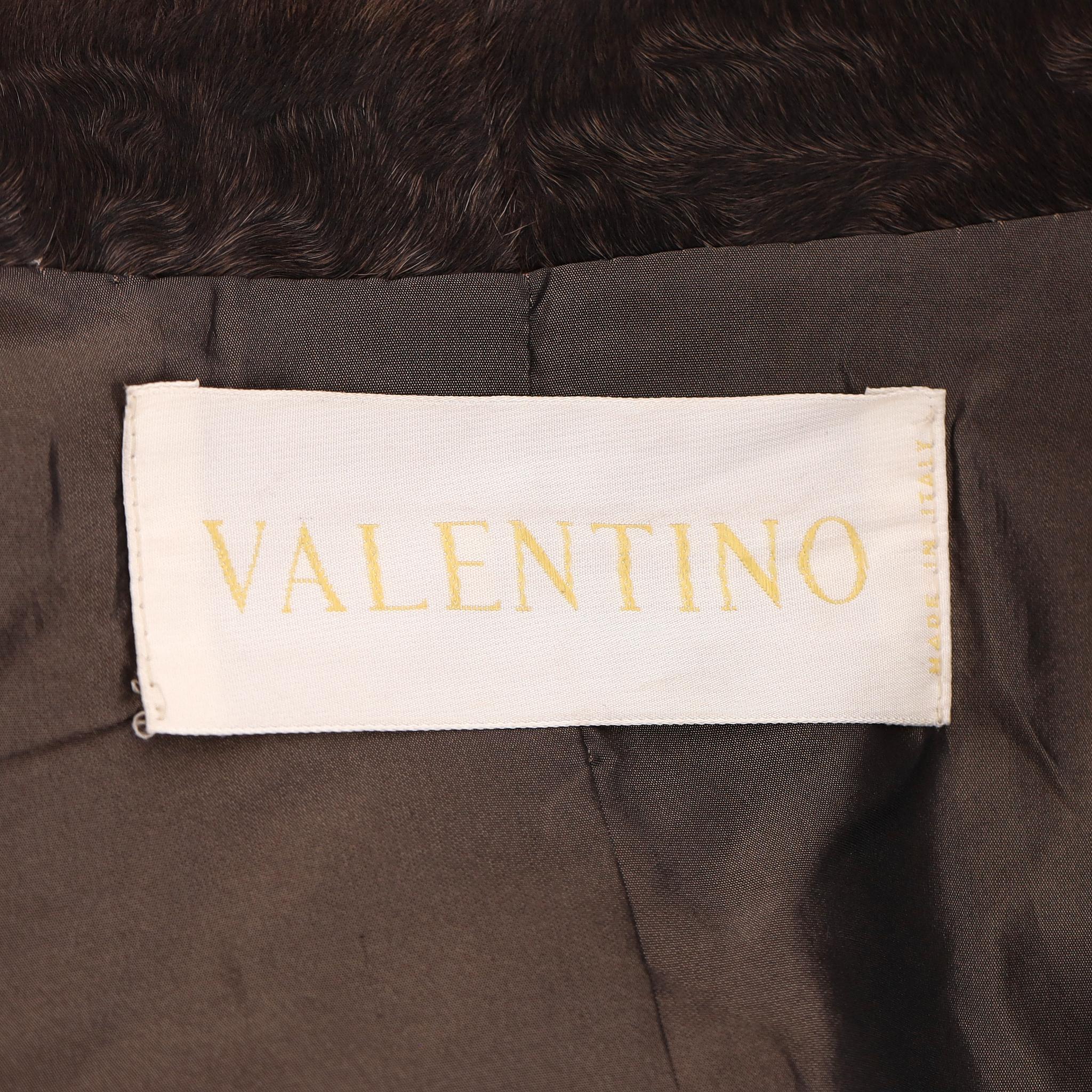 Chaqueta de seda Valentino con ribete de piel de marta rusa en venta 1