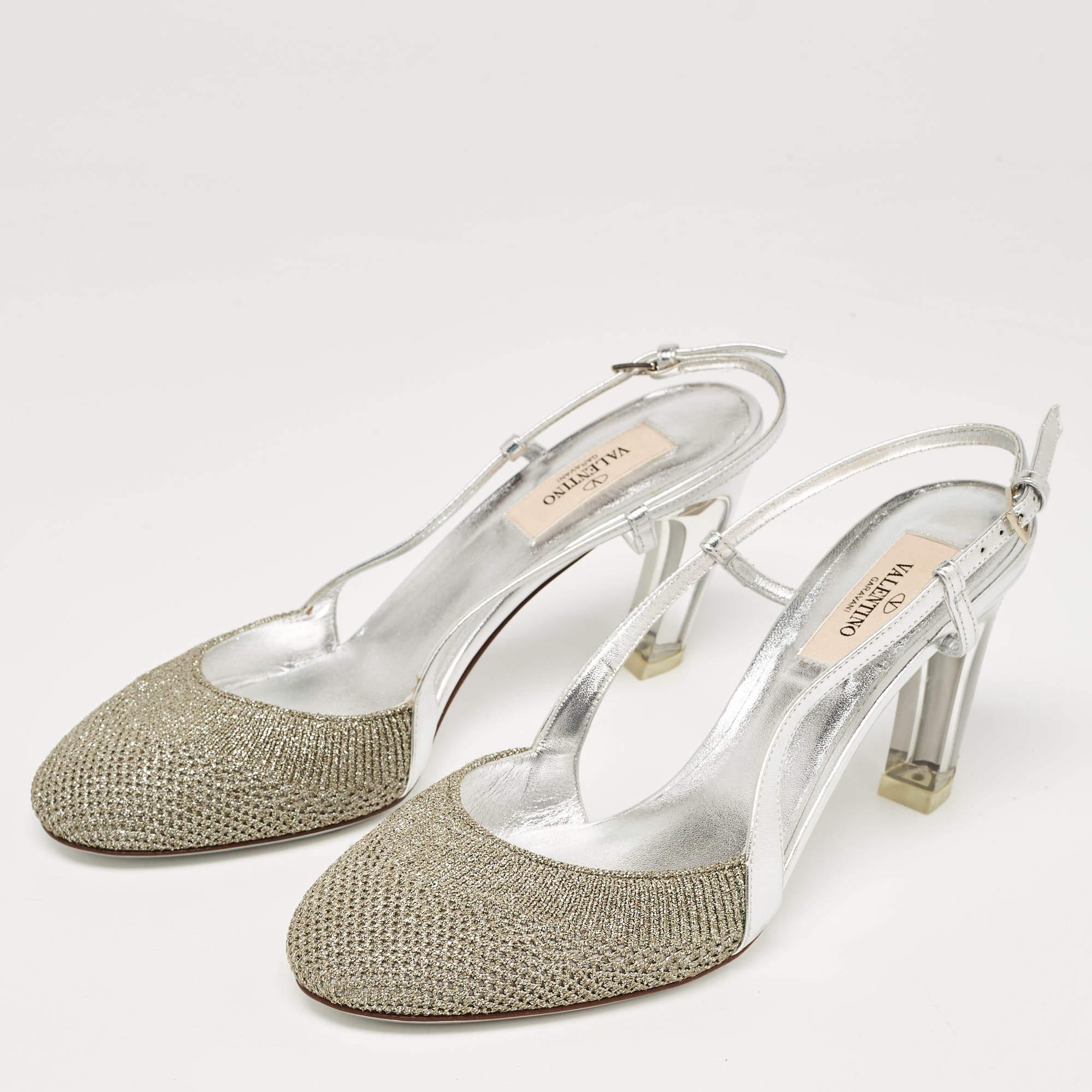 Perfectly sewn and finished to ensure an elegant look and fit, these Valentino silver shoes are a purchase you'll love flaunting. They look great on the feet.

