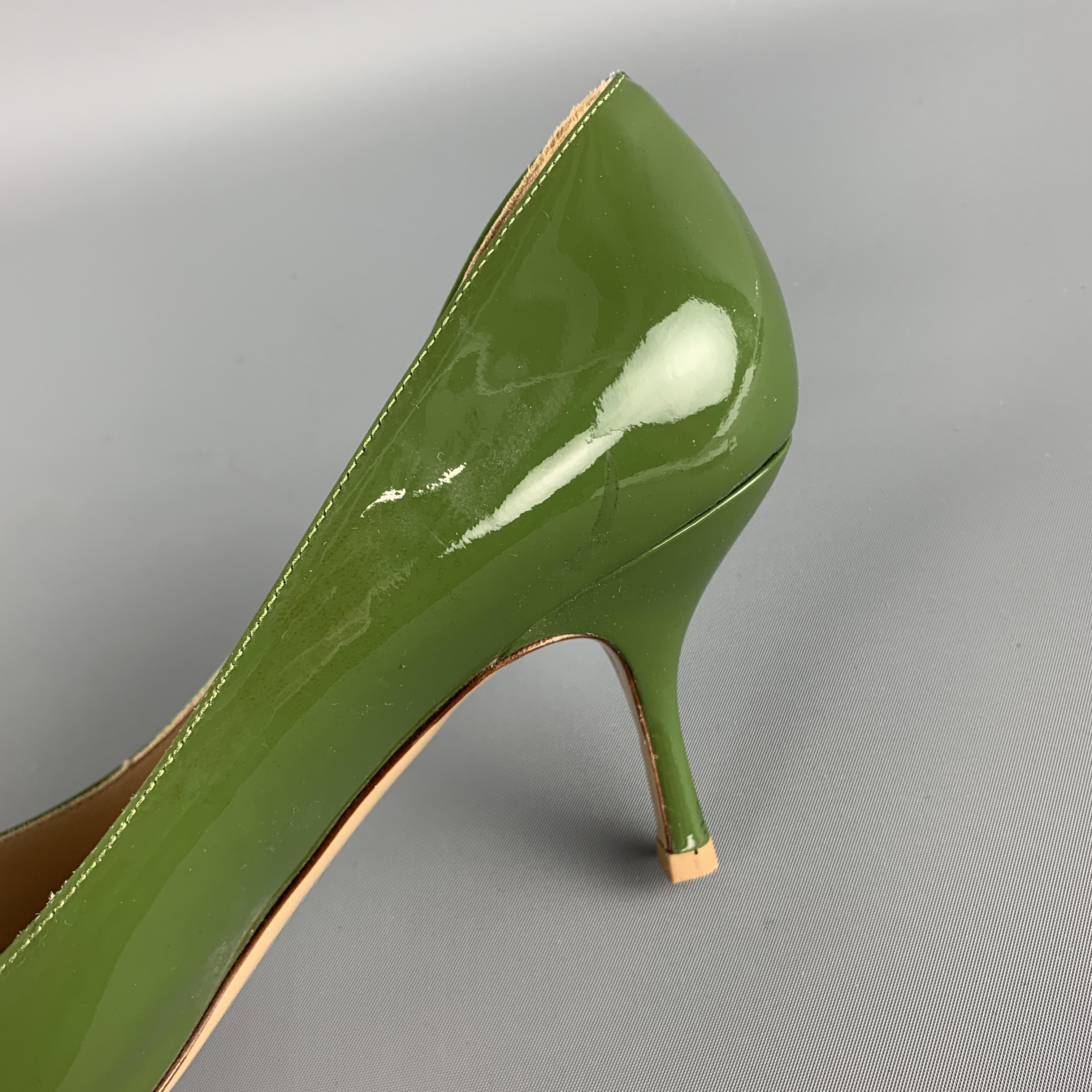 VALENTINO Size 10.5 Green Bow Pointed Toe Pumps In Good Condition In San Francisco, CA