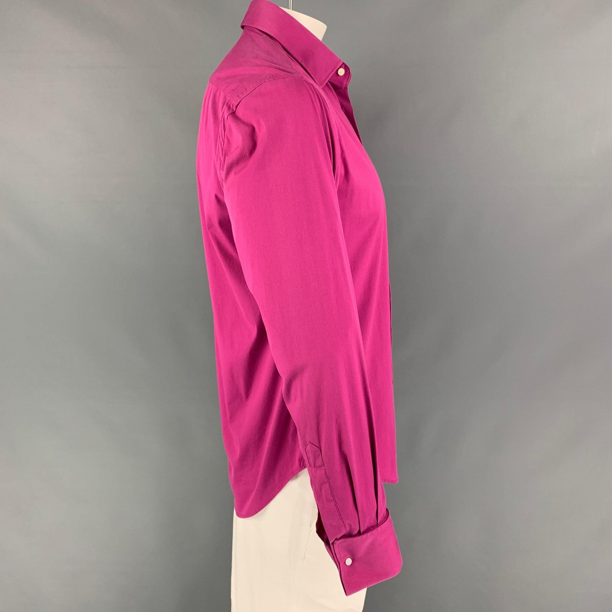 VALENTINO blouse comes in a fuchsia cotton blend featuring a button up style, french cuffs, and a spread collar. Cufflinks not included. Made in Italy.Very Good
 Pre-Owned Condition. 
 

 Marked:  41/16 
 

 Measurements: 
  
 Shoulder: 18.5 inches