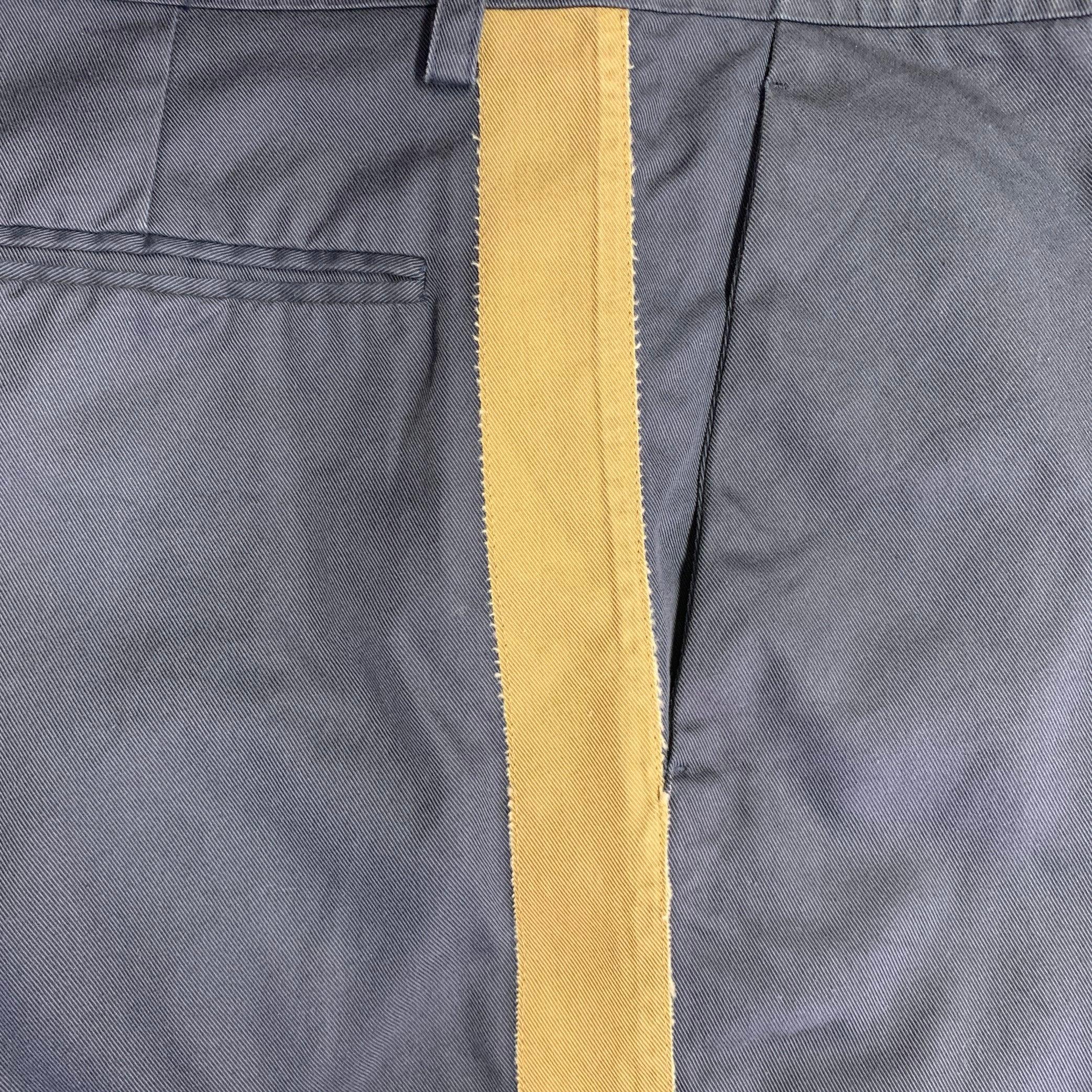 VALENTINO Größe 30 Navy Beige Twill Baumwollmischung konisch zulaufend Zip Fly Casual Hose im Angebot 1