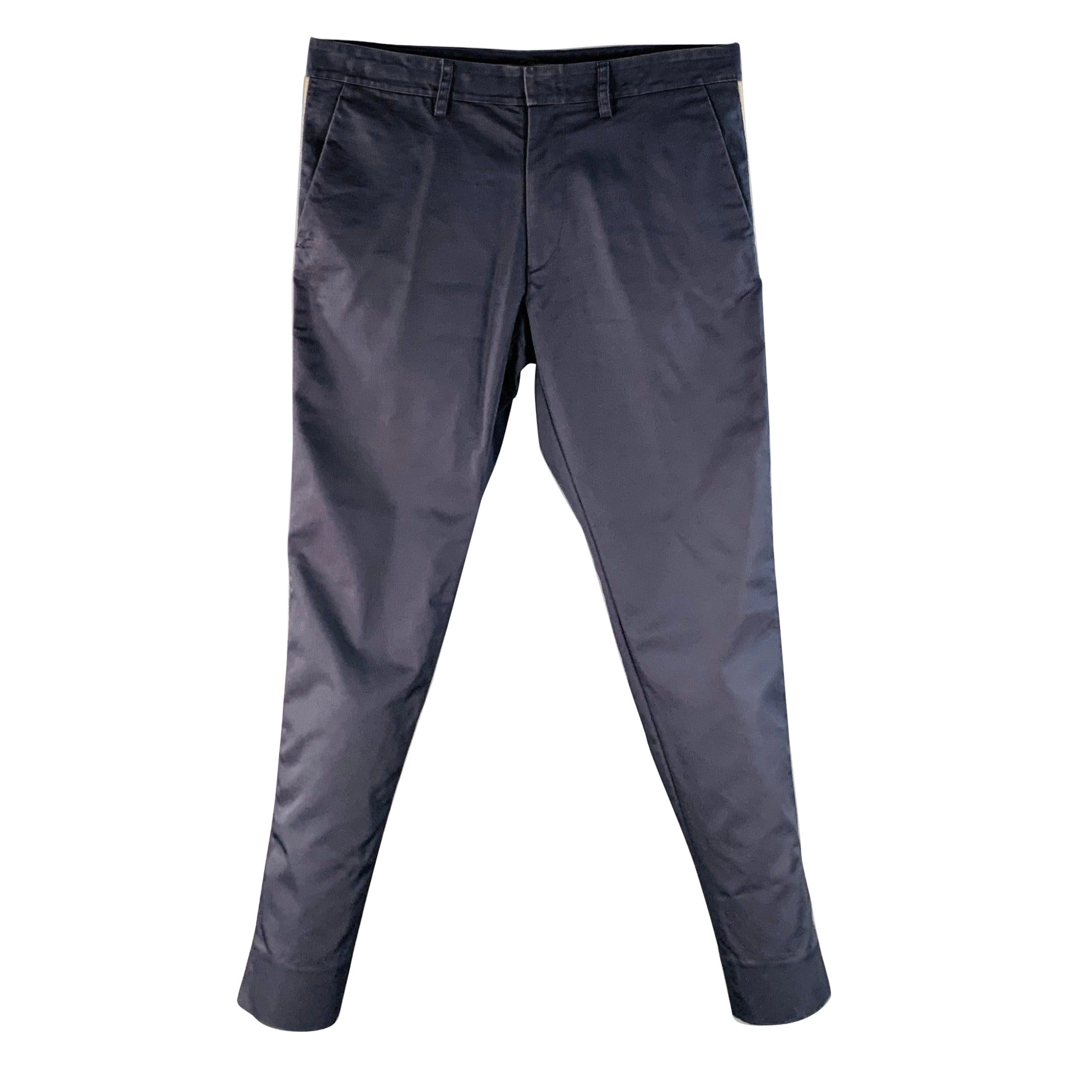 VALENTINO Größe 30 Navy Beige Twill Baumwollmischung konisch zulaufend Zip Fly Casual Hose im Angebot