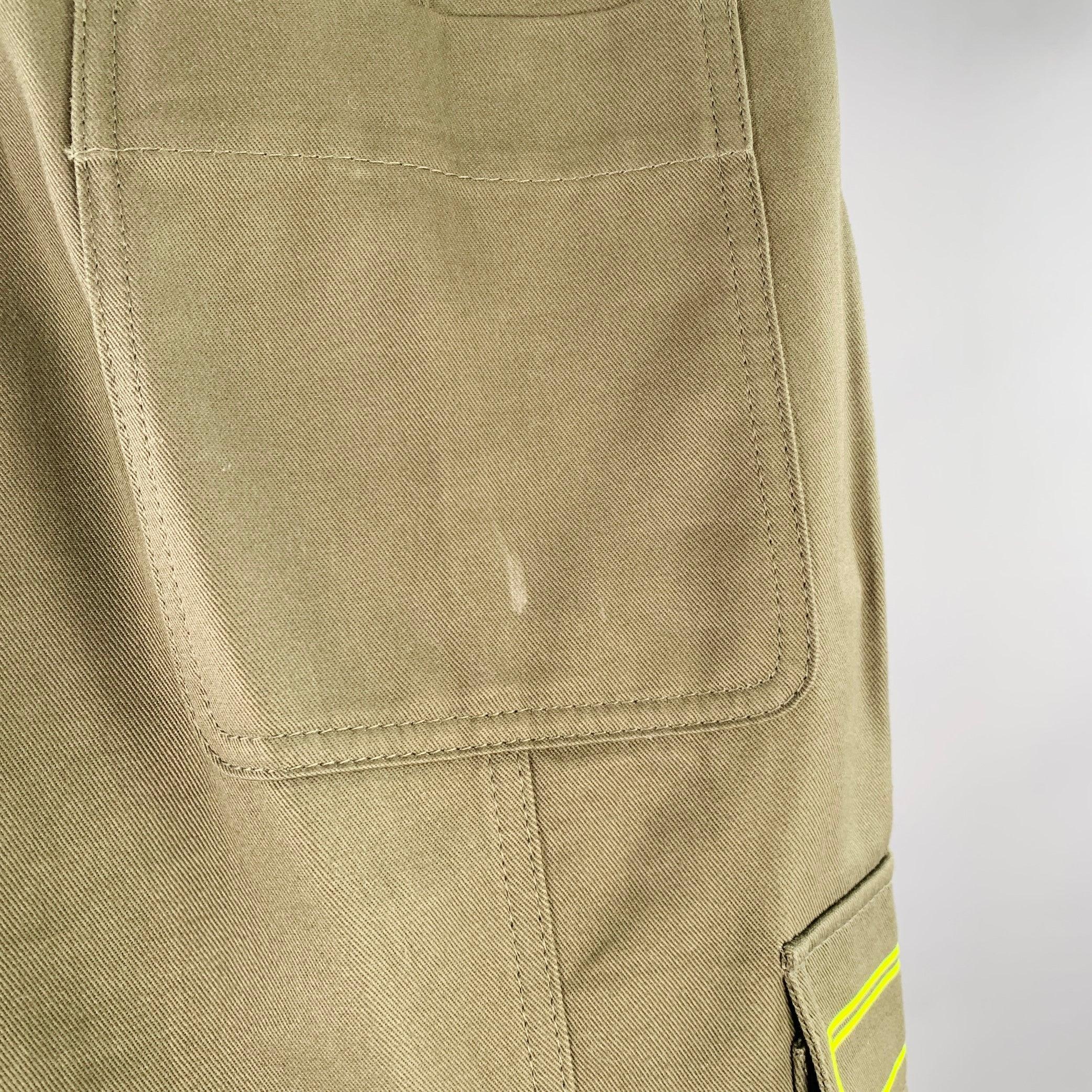VALENTINO Taille 30 Olive Neon Cotton Cargo Pockets Casual Pants Bon état - En vente à San Francisco, CA