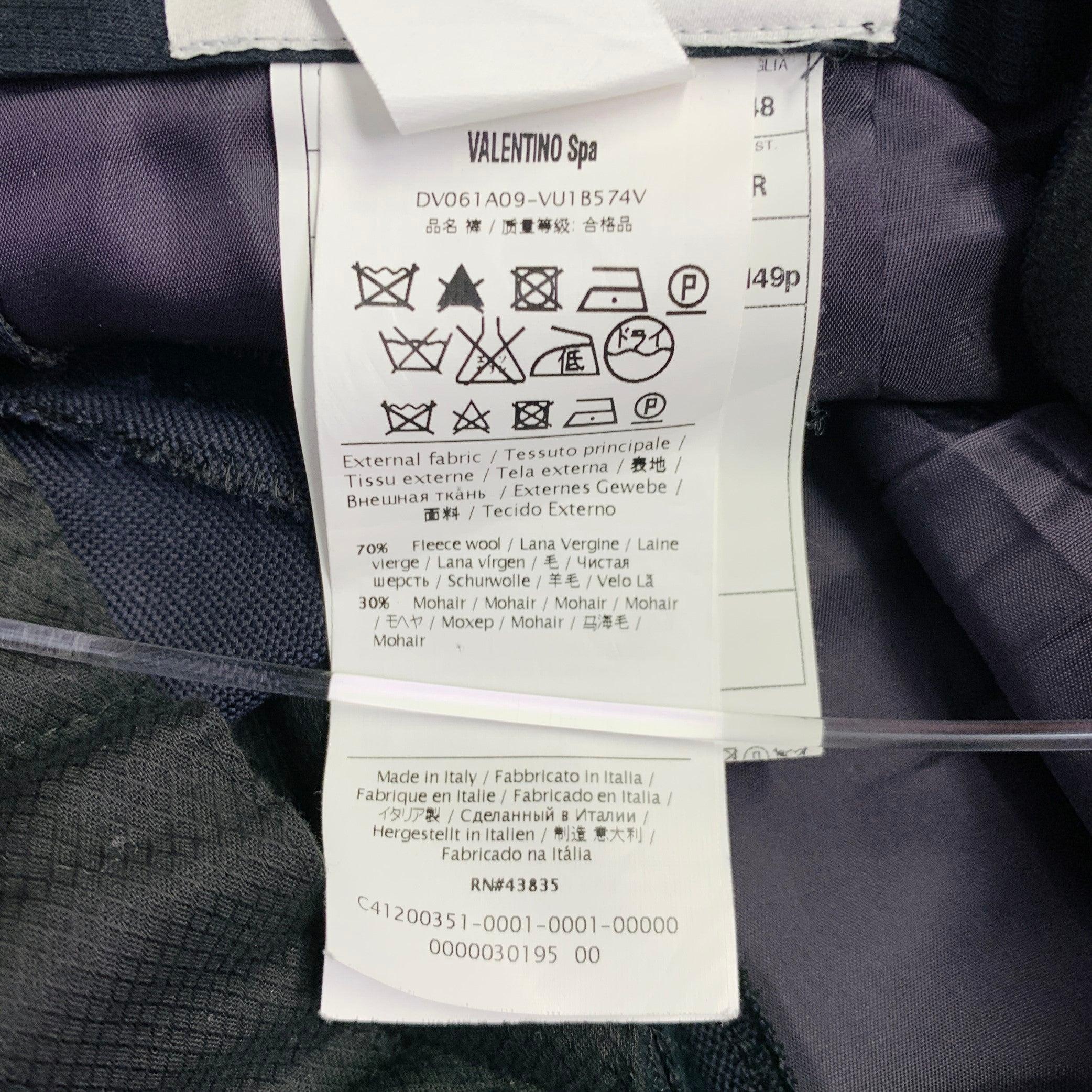 VALENTINO Size 32 Navy Wool Mohair Velvet Stripe Pleated Button Fly Dress Pants Excellent état - En vente à San Francisco, CA