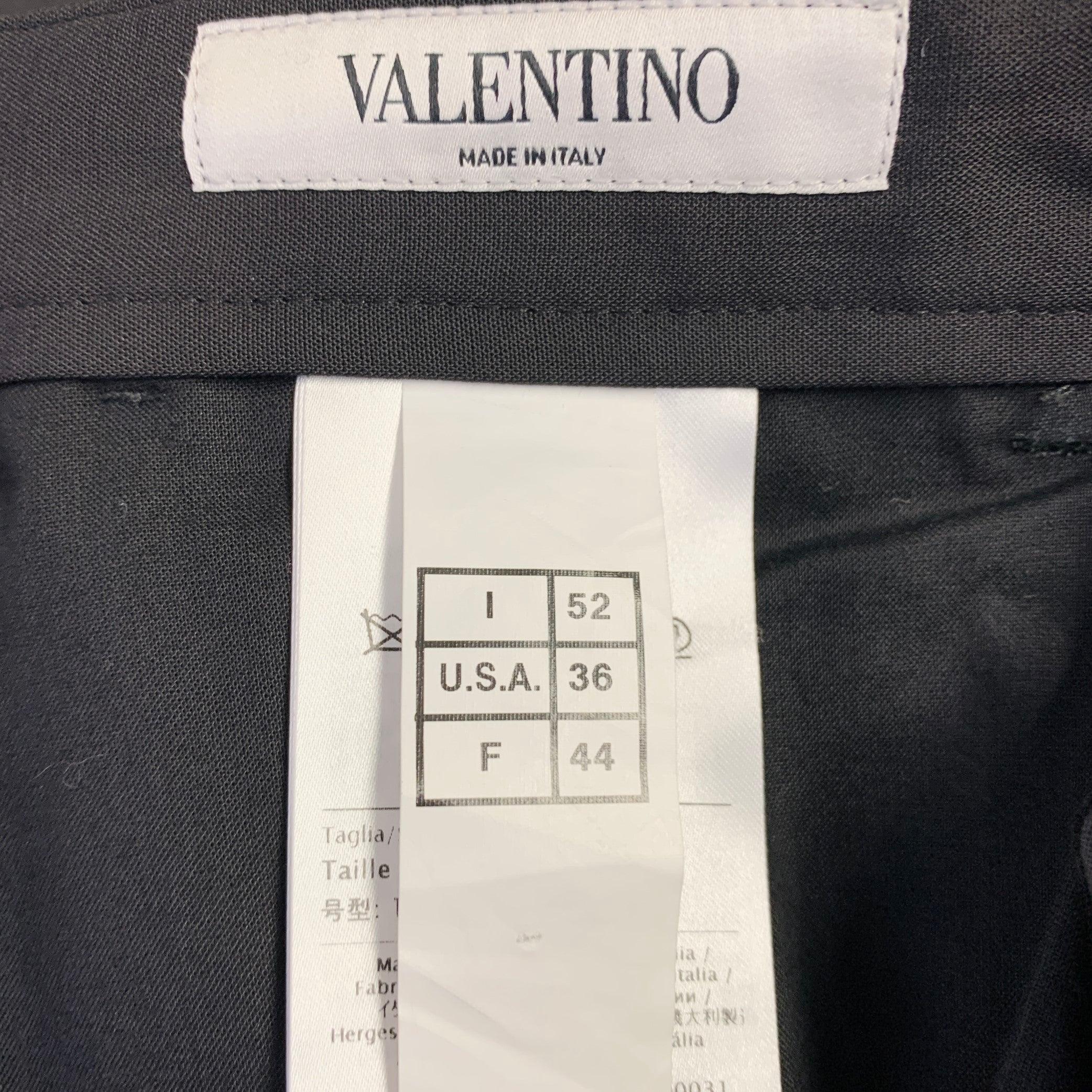 VALENTINO Taille 36 Pantalon habillé plissé en polyester et laine vierge noir en vente 3