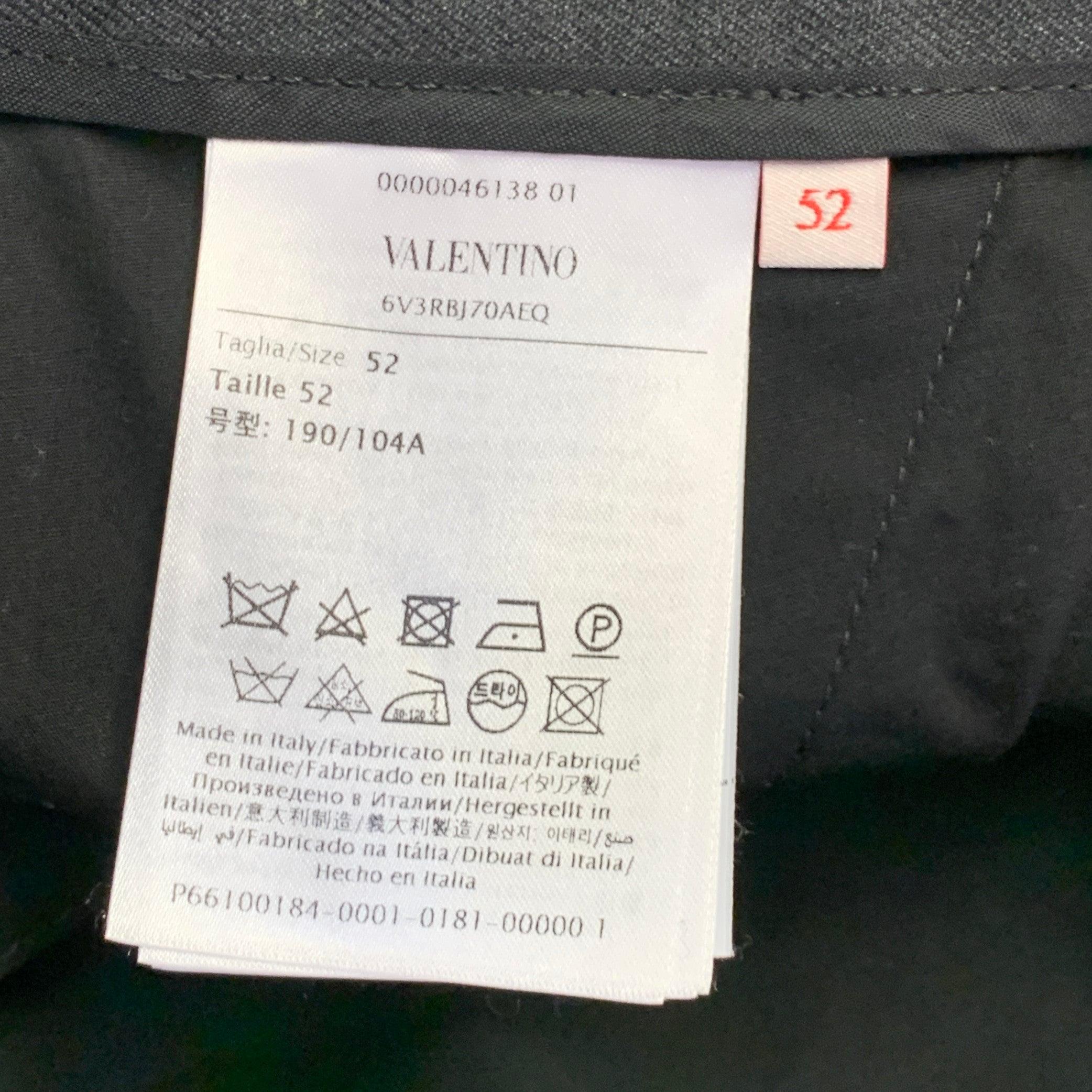 VALENTINO Taille 36 Pantalon habillé à revers en laine vierge gris anthracite Excellent état - En vente à San Francisco, CA