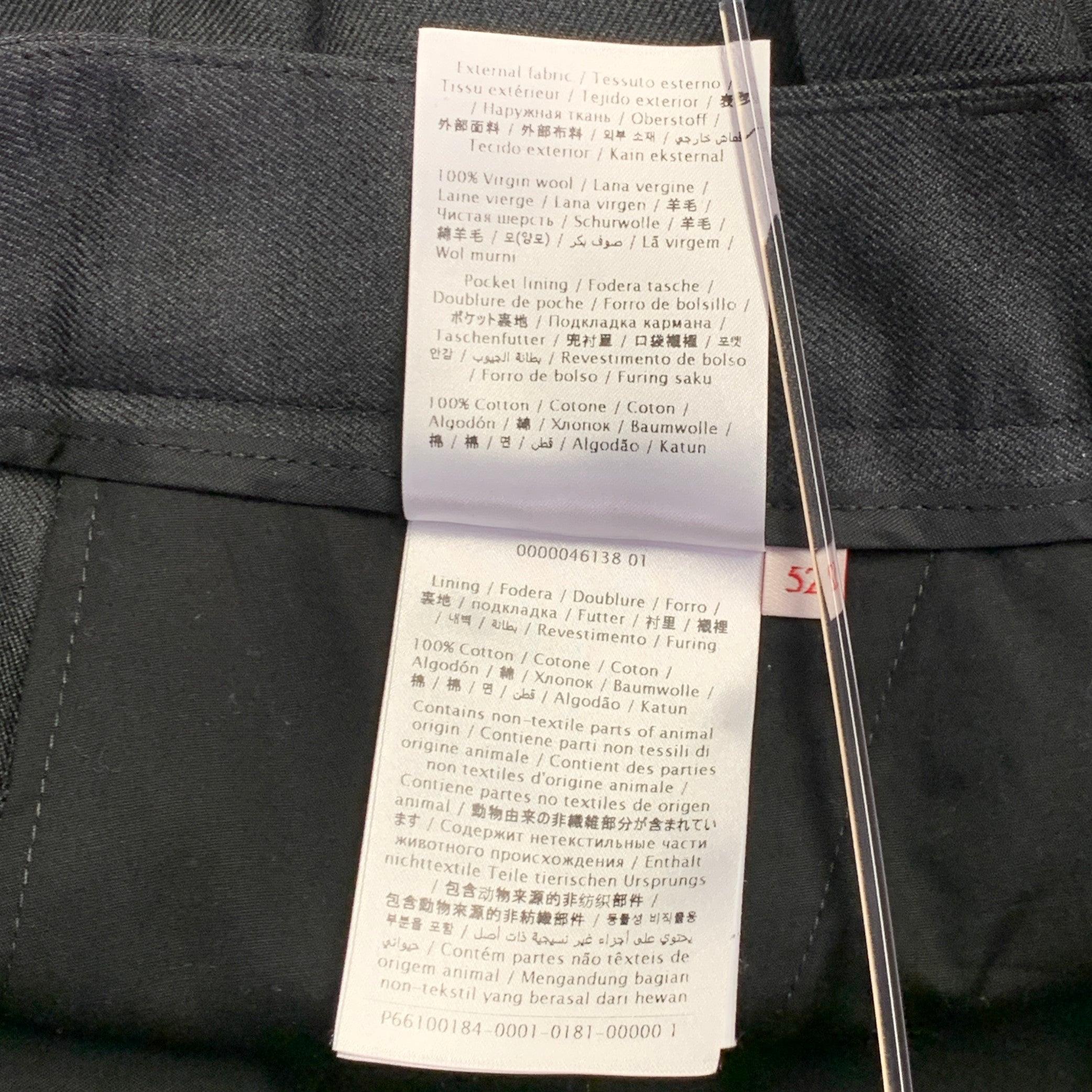 VALENTINO Taille 36 Pantalon habillé à revers en laine vierge gris anthracite Pour hommes en vente