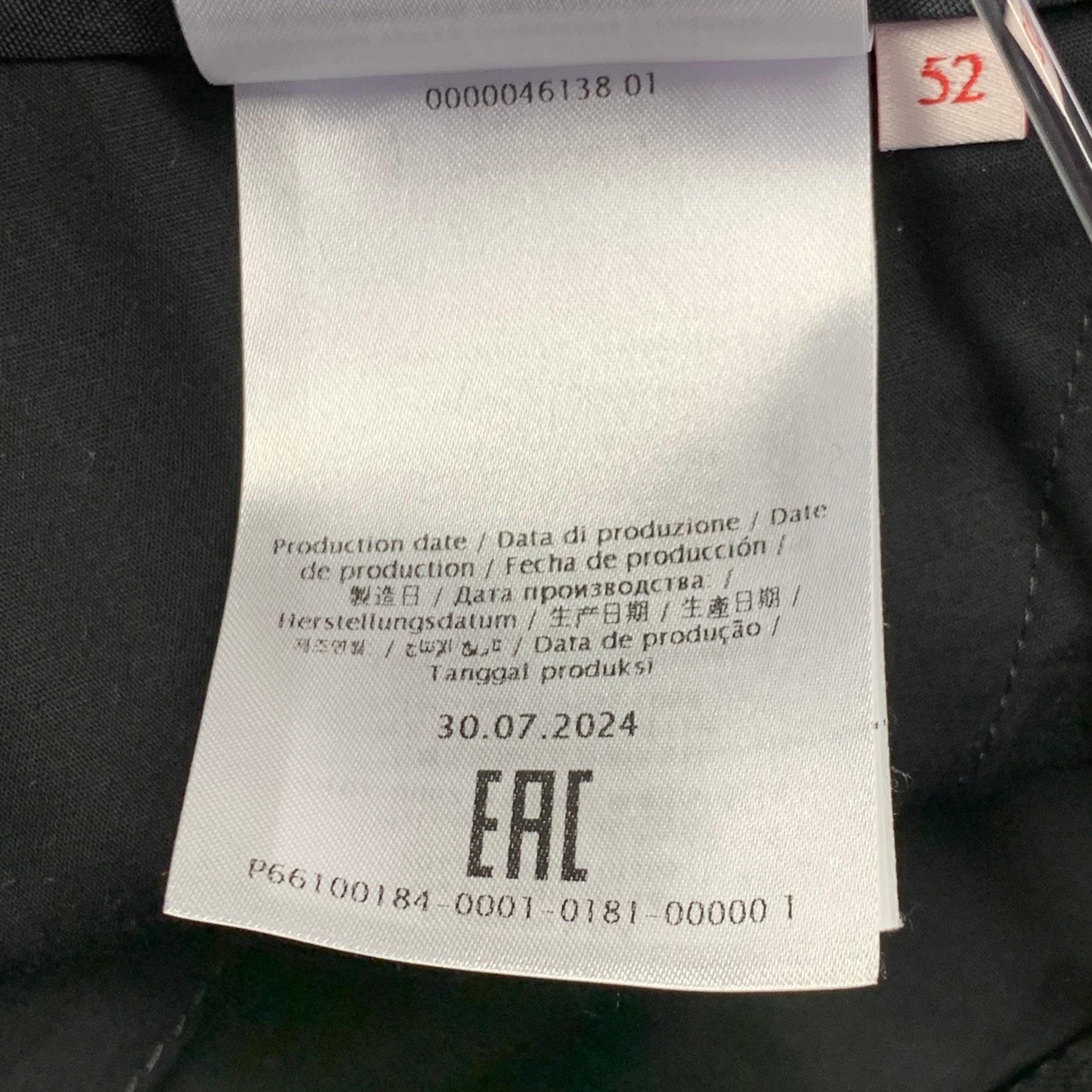 VALENTINO Taille 36 Pantalon habillé à revers en laine vierge gris anthracite en vente 2