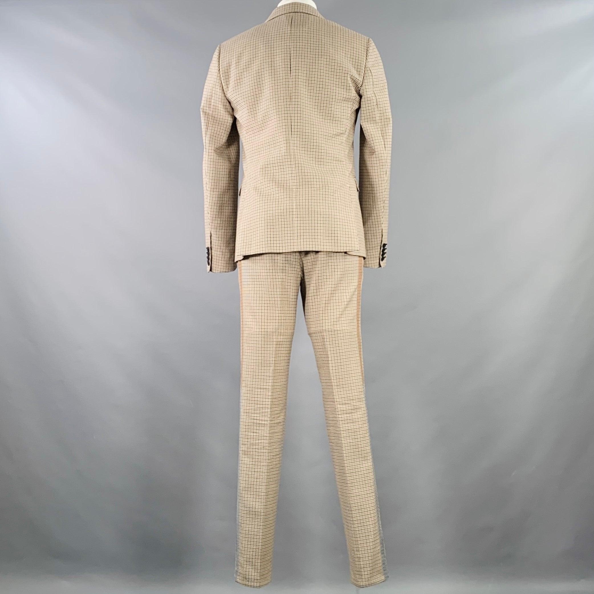Valentino Taille 38 Tan Black White Plaid Wool Notch Lapel Suit Bon état - En vente à San Francisco, CA