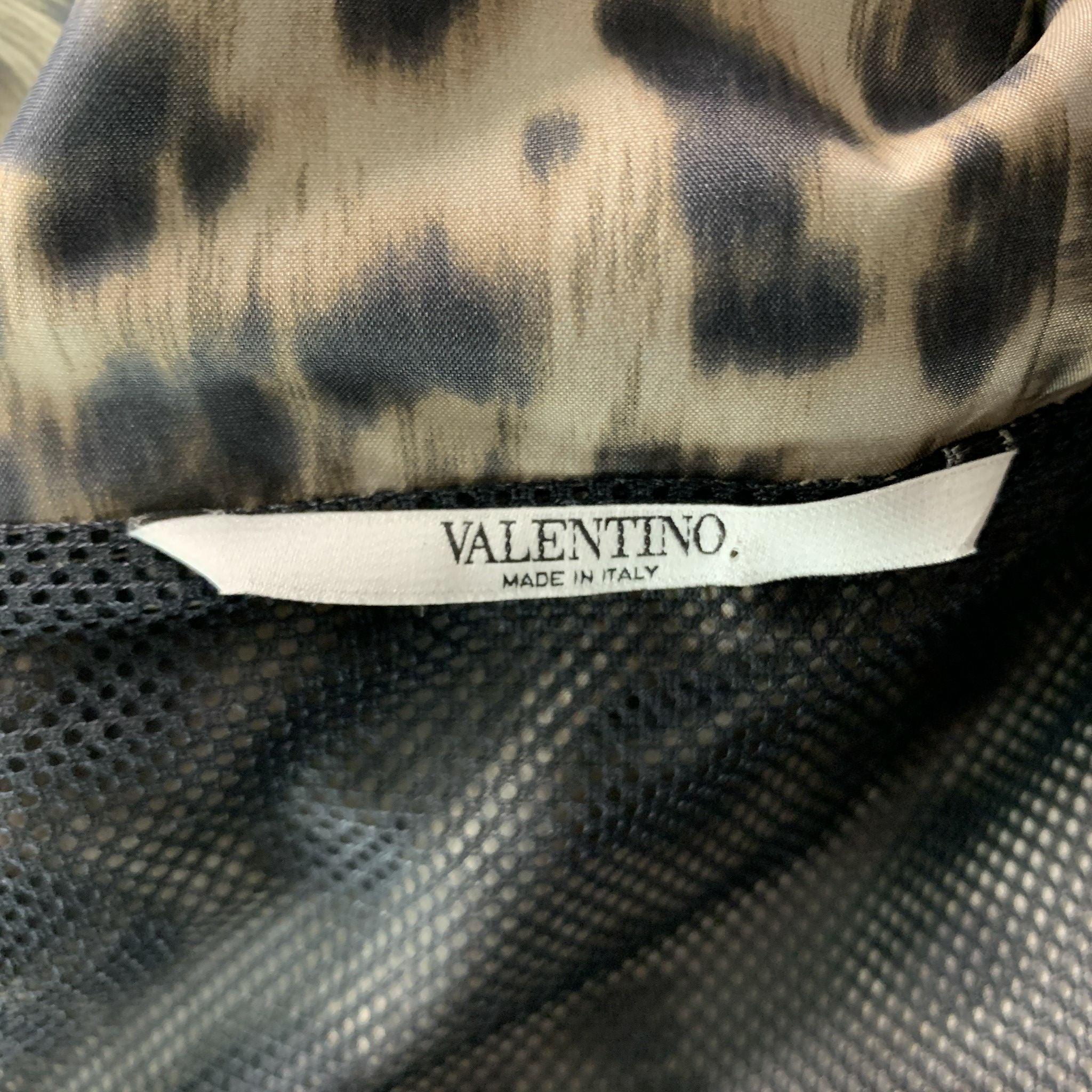 VALENTINO Size 40 Brown Taupe Animal Print Polyamide Jacket For Sale 4