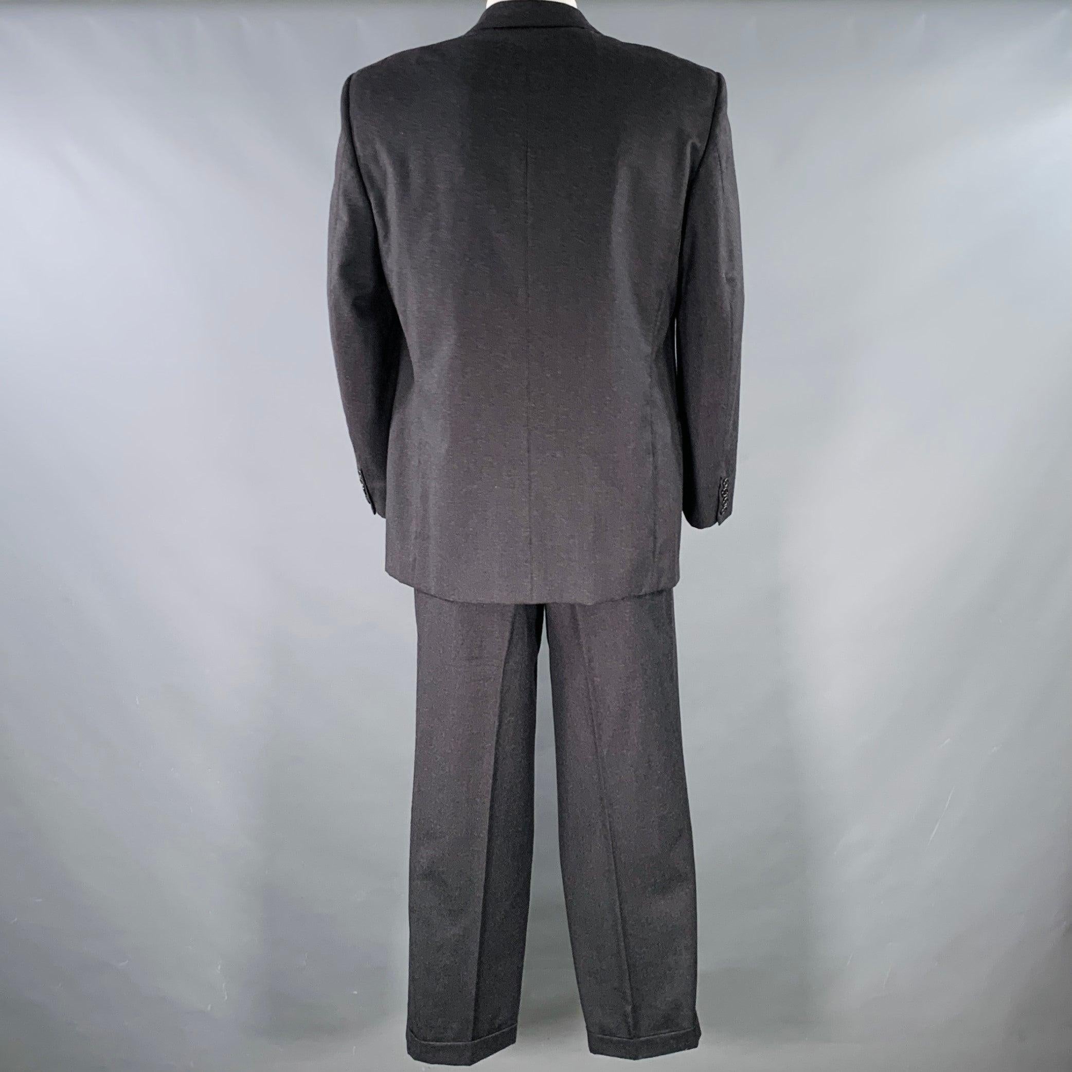 Noir VALENTINO Taille 43 Regular Costume gris anthracite en laine vierge à revers échancré en vente