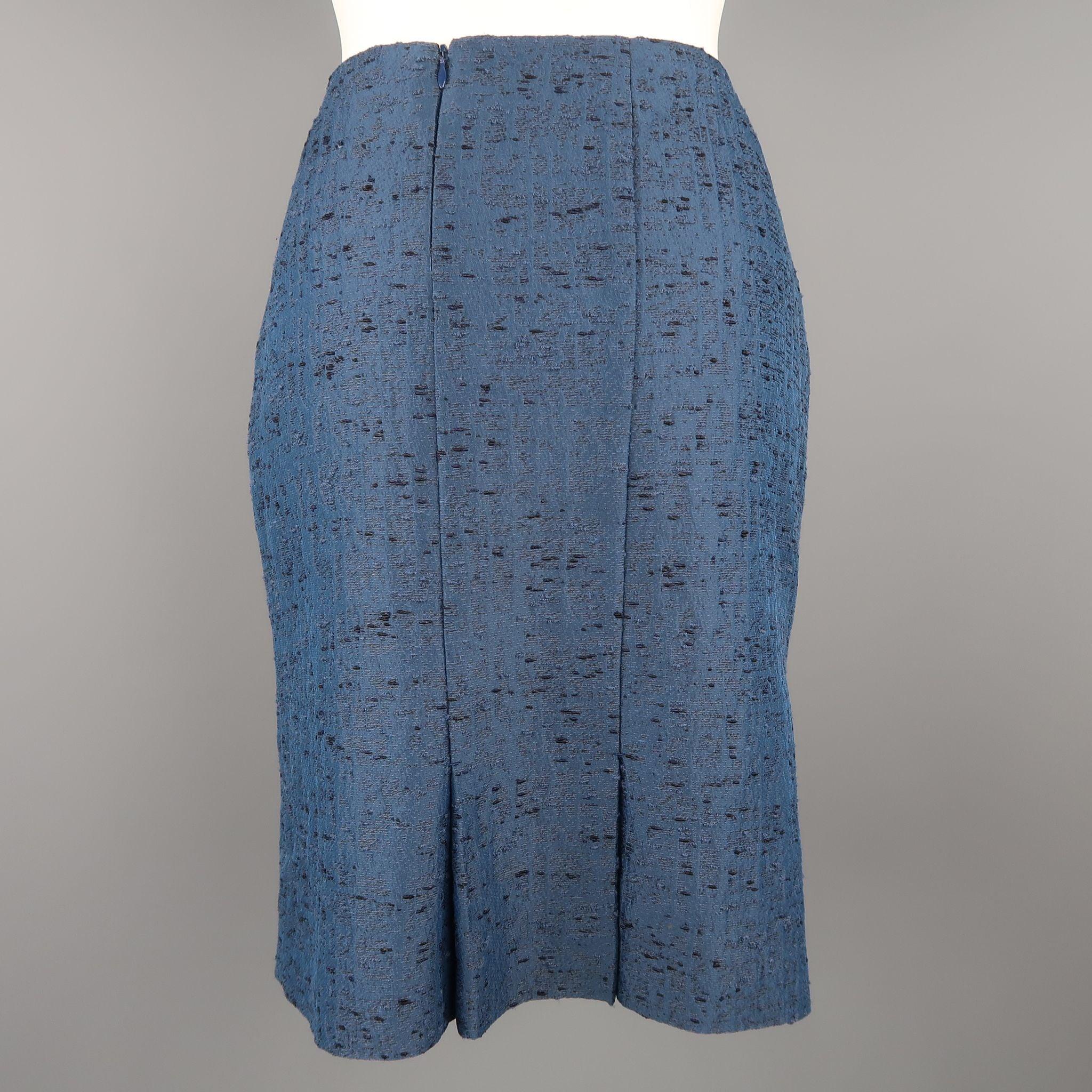VALENTINO Size 6 Blue Textured Taffeta Pencil Skirt In Excellent Condition For Sale In San Francisco, CA