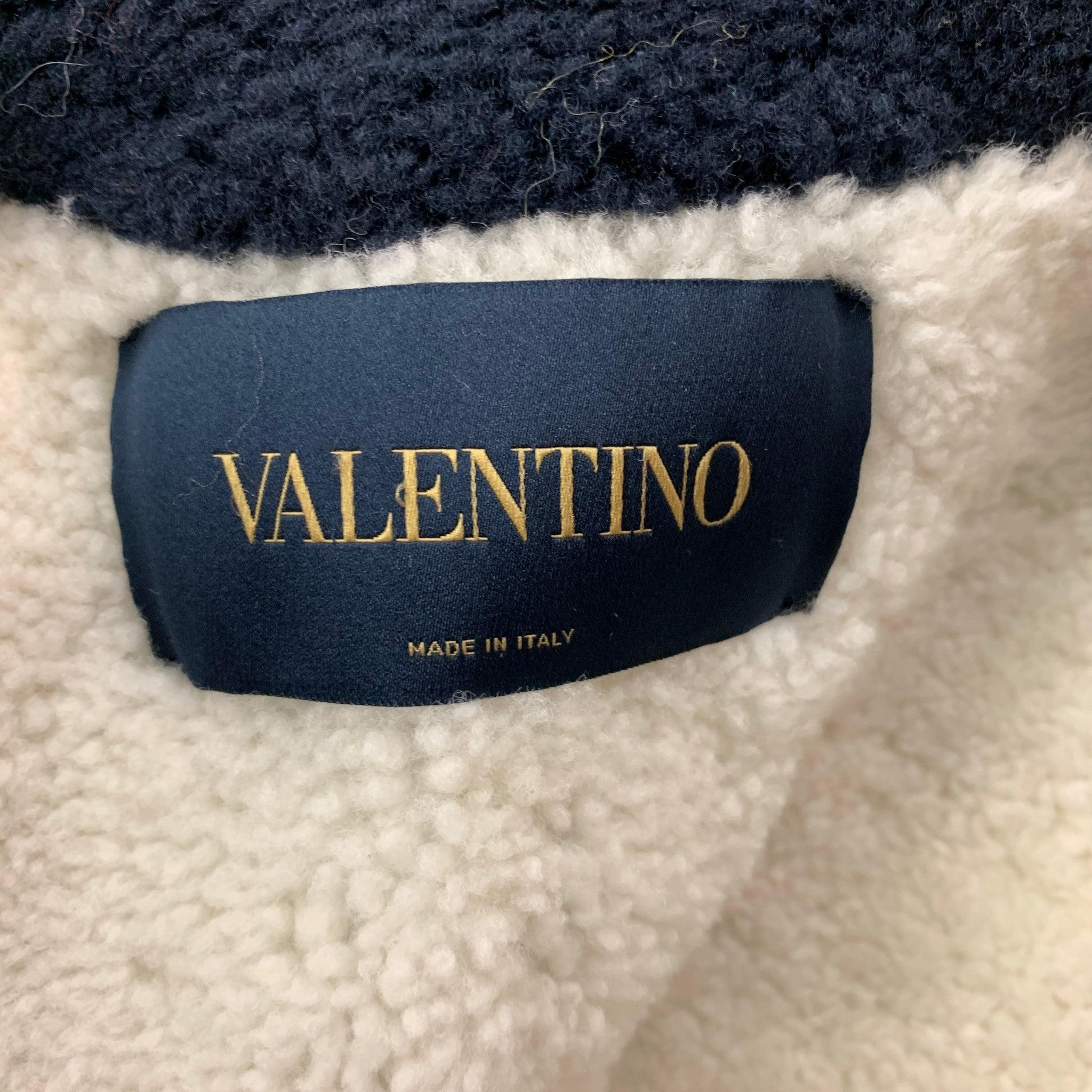 VALENTINO Size 6 Navy Embroidered Butterfly Cotton Sherling Collar Jacket For Sale 4