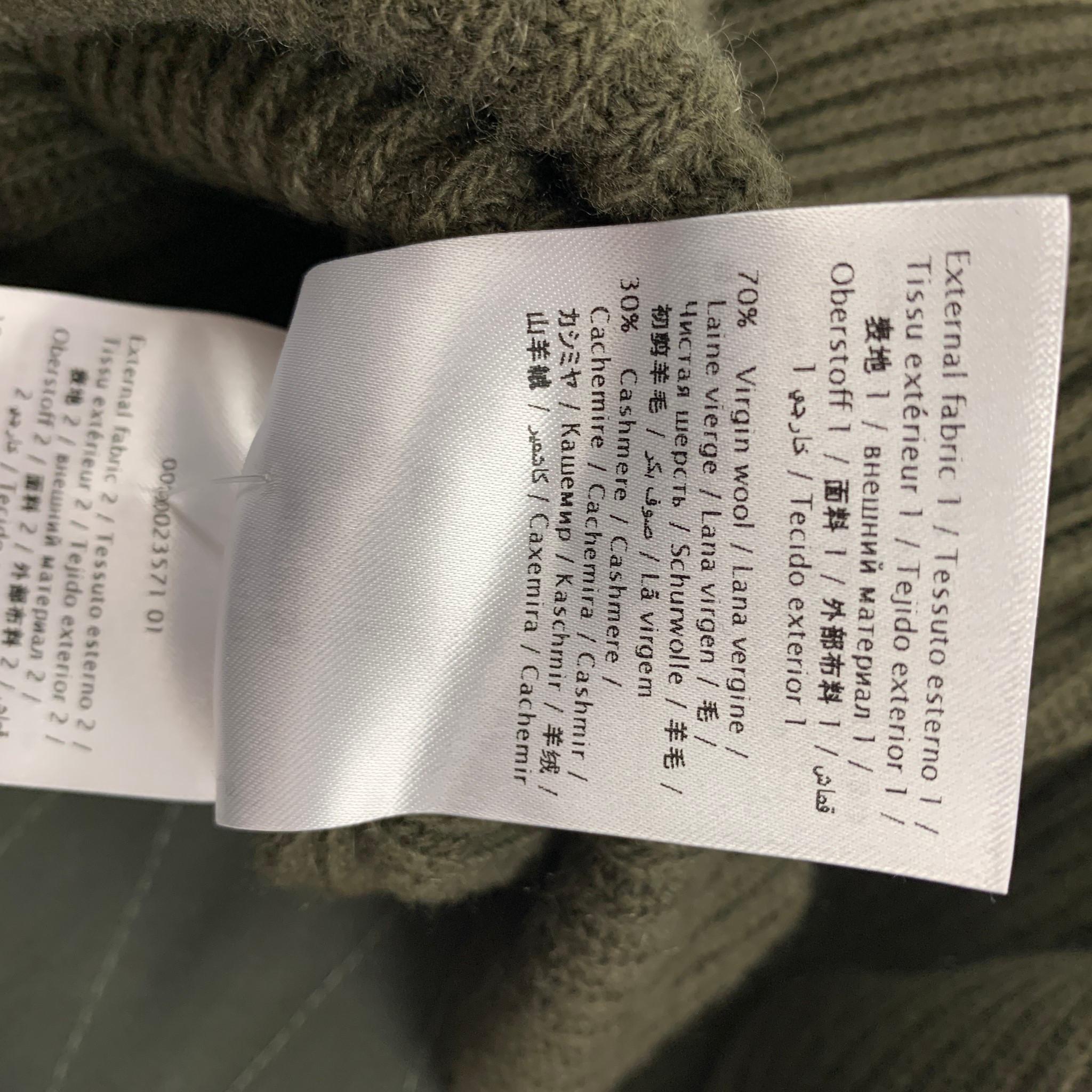 VALENTINO Size M Green Ribbed Wool Cashmere Crew-Neck Sweater In Good Condition In San Francisco, CA