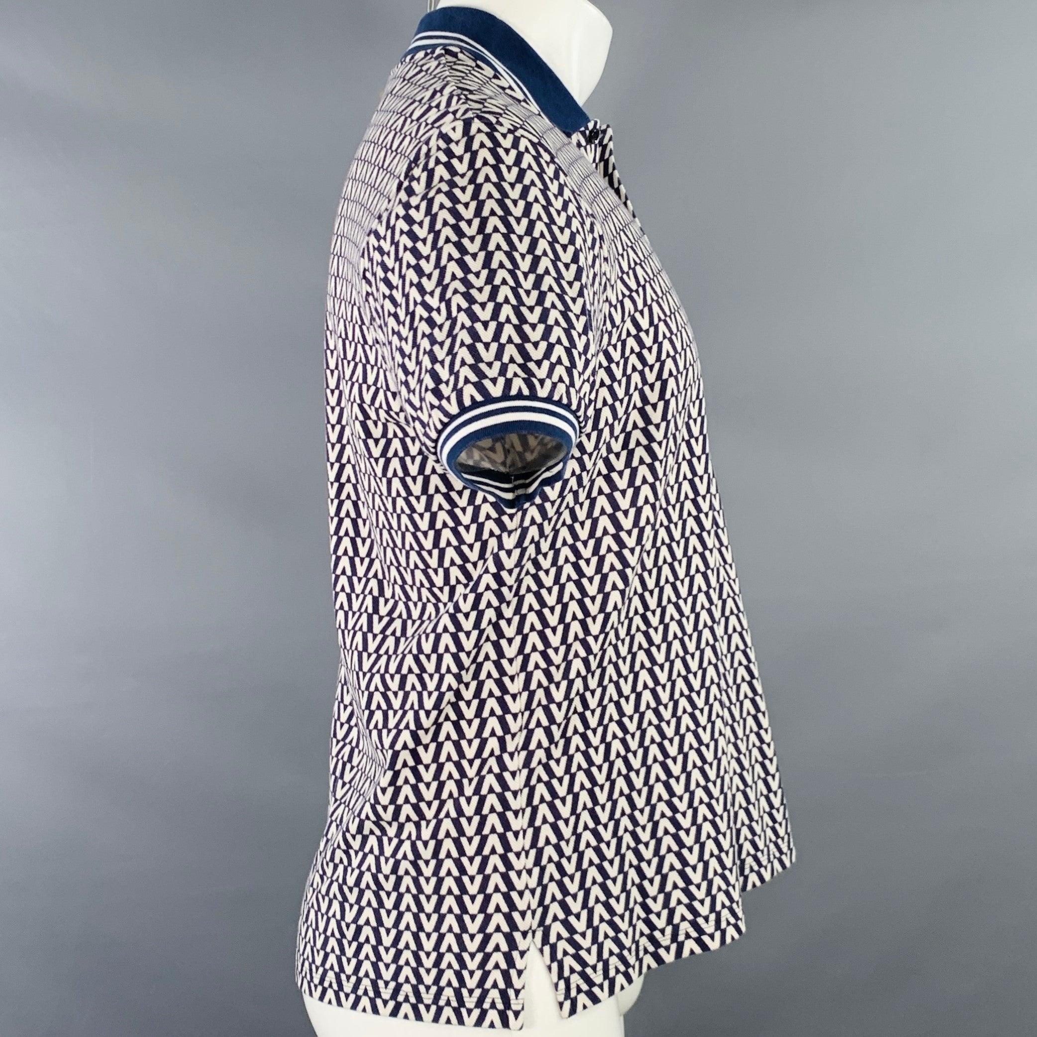 Gris VALENTINO Size M Navy White Monogram Cotton Pique Buttoned Polo en vente