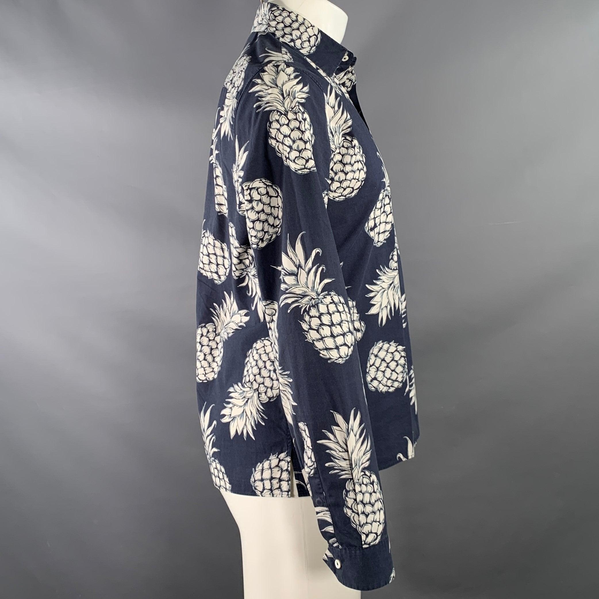 Black VALENTINO Size M Navy White Pineapple Print Cotton Button Up Long Sleeve Shirt For Sale
