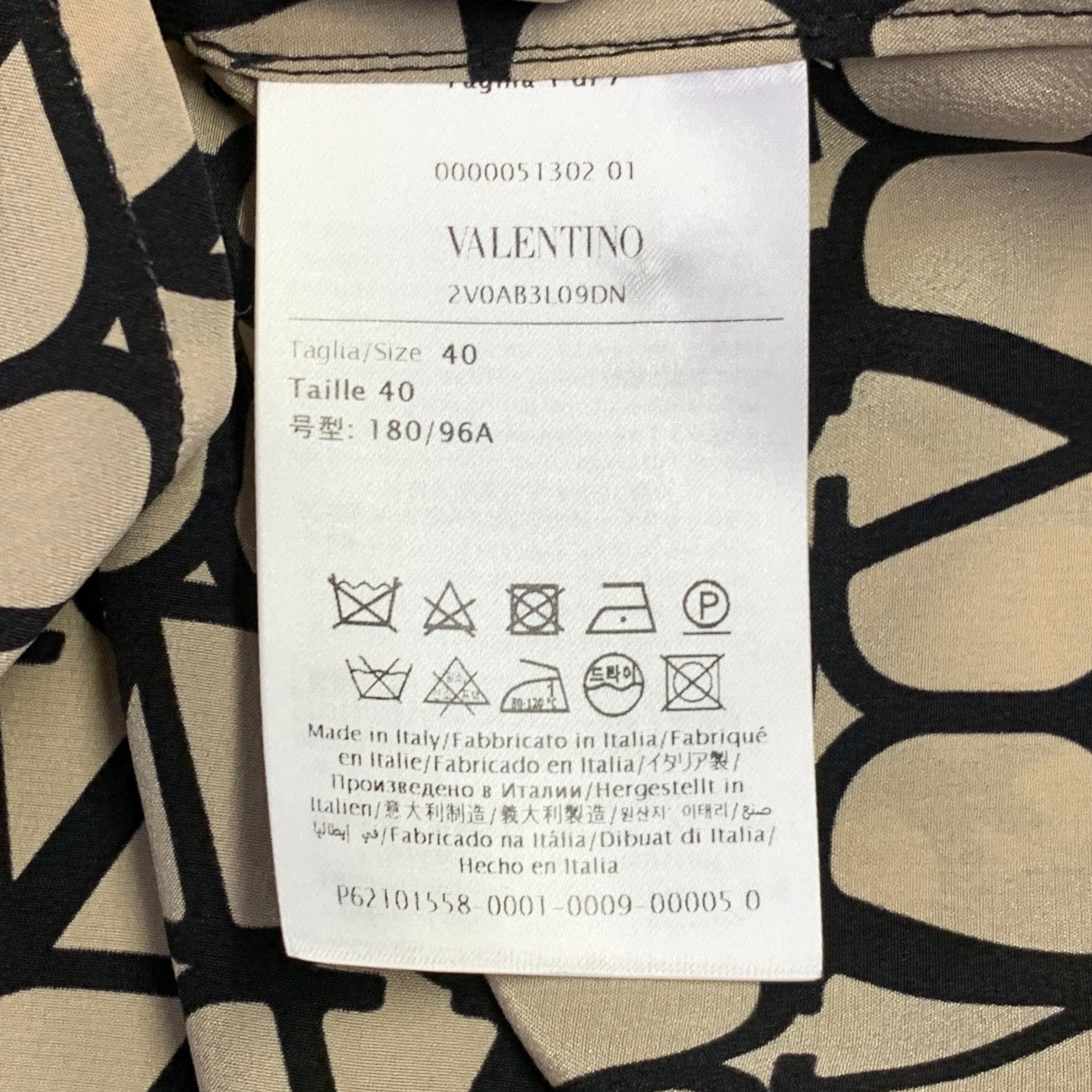 VALENTINO Size M Toile Iconographe Khaki Black Monogram Cotton Bow Long Sleeve Shirt For Sale 1