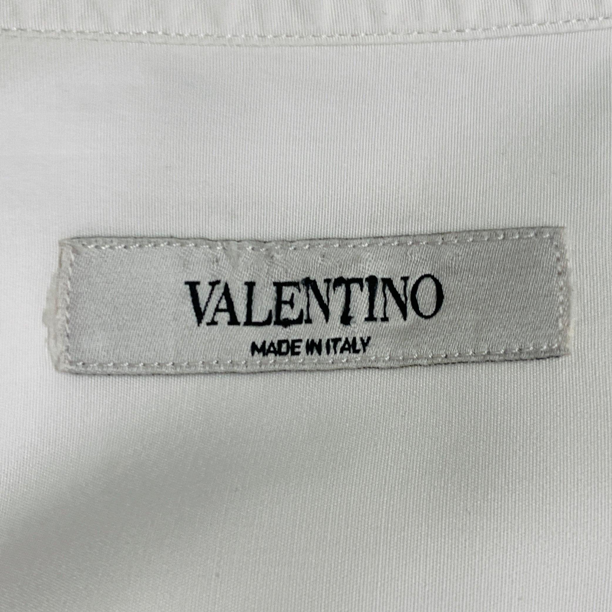 VALENTINO Taille M Chemise à manches longues en coton blanc à boutons cachés Pour hommes en vente