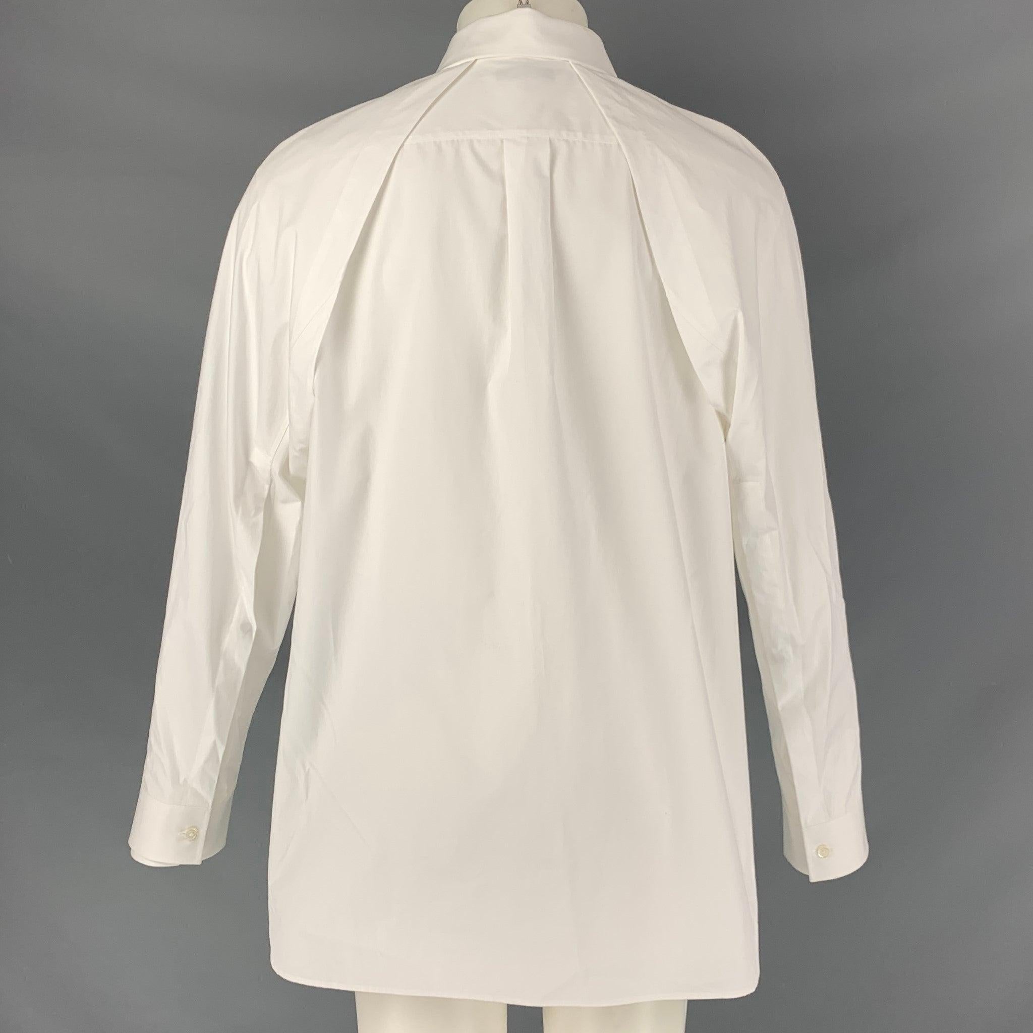 VALENTINO Size M White Solid Cotton Double Layer Long Sleeve Shirt In Excellent Condition For Sale In San Francisco, CA