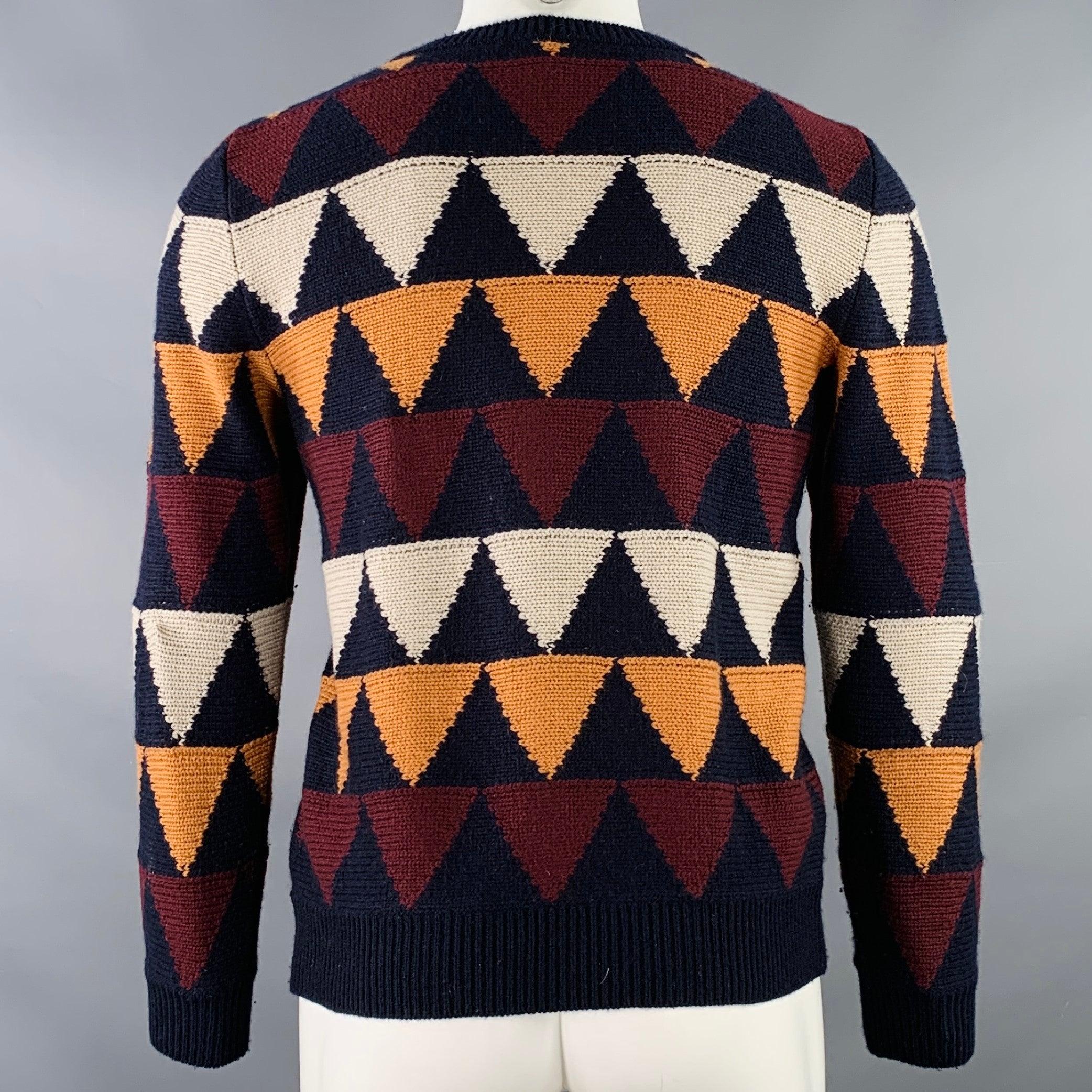 Noir VALENTINO Pull col ras du cou triangulaire en cachemire multicolore taille S en vente