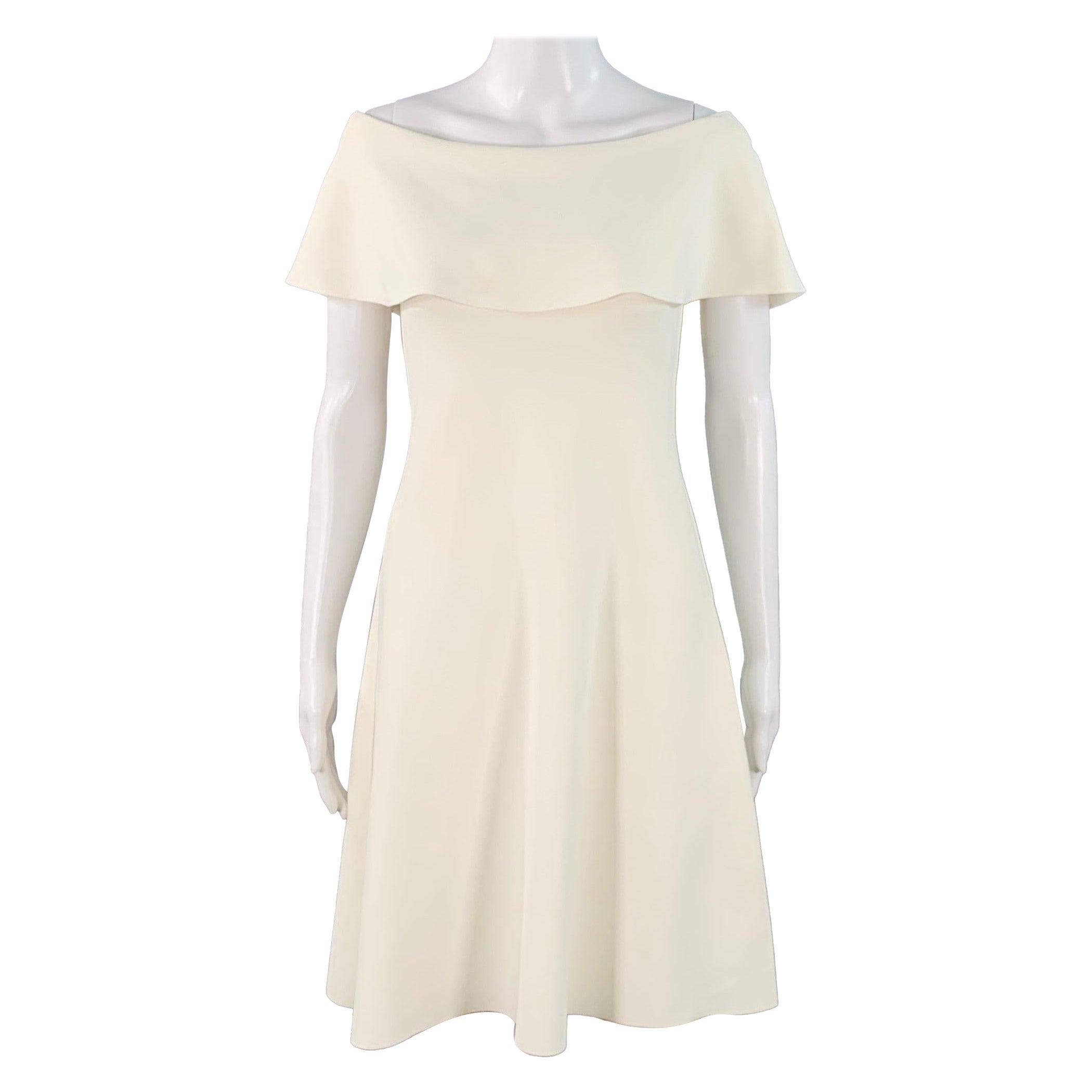 Valentino Size XS Cream A-Line Foldover Bateau Cocktail Dress en vente