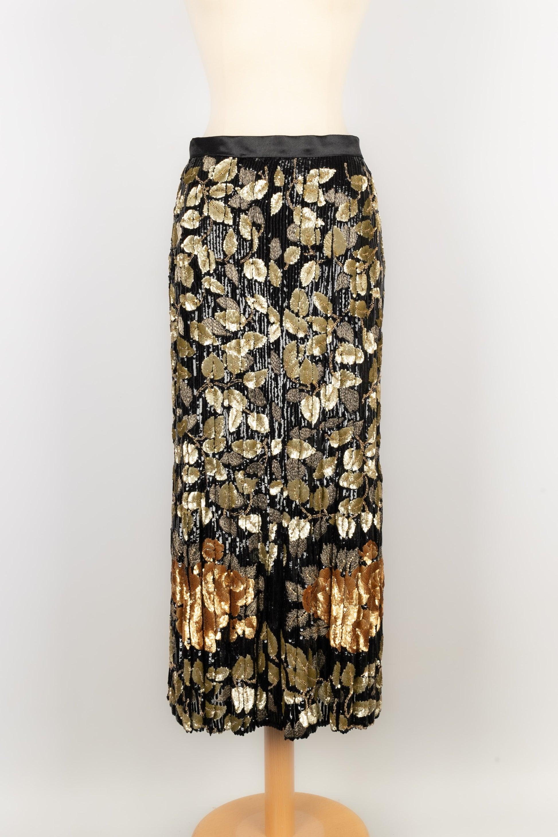 Valentino Skirt Haute Couture with Sequins and Lurex Yarns In Excellent Condition For Sale In SAINT-OUEN-SUR-SEINE, FR