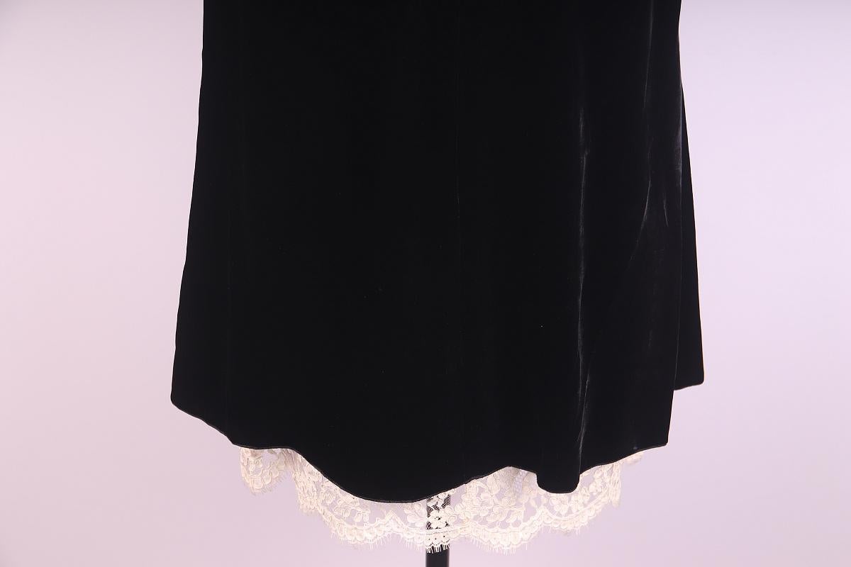 Falda Valentino de encaje de seda en venta 2