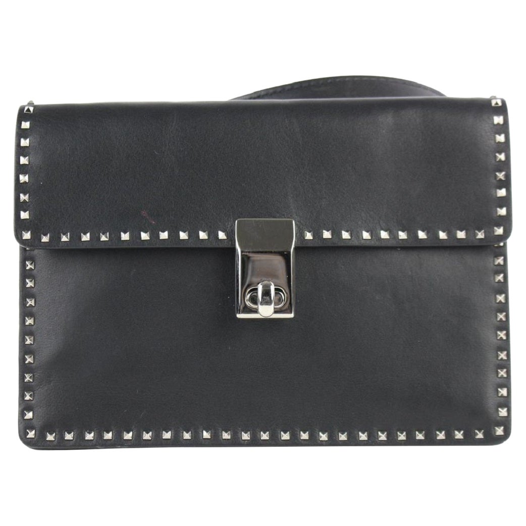 Valentino Valentino Kleine Crossbody-Tasche mit Nieten 12me0102 aus schwarzem Kalbsleder