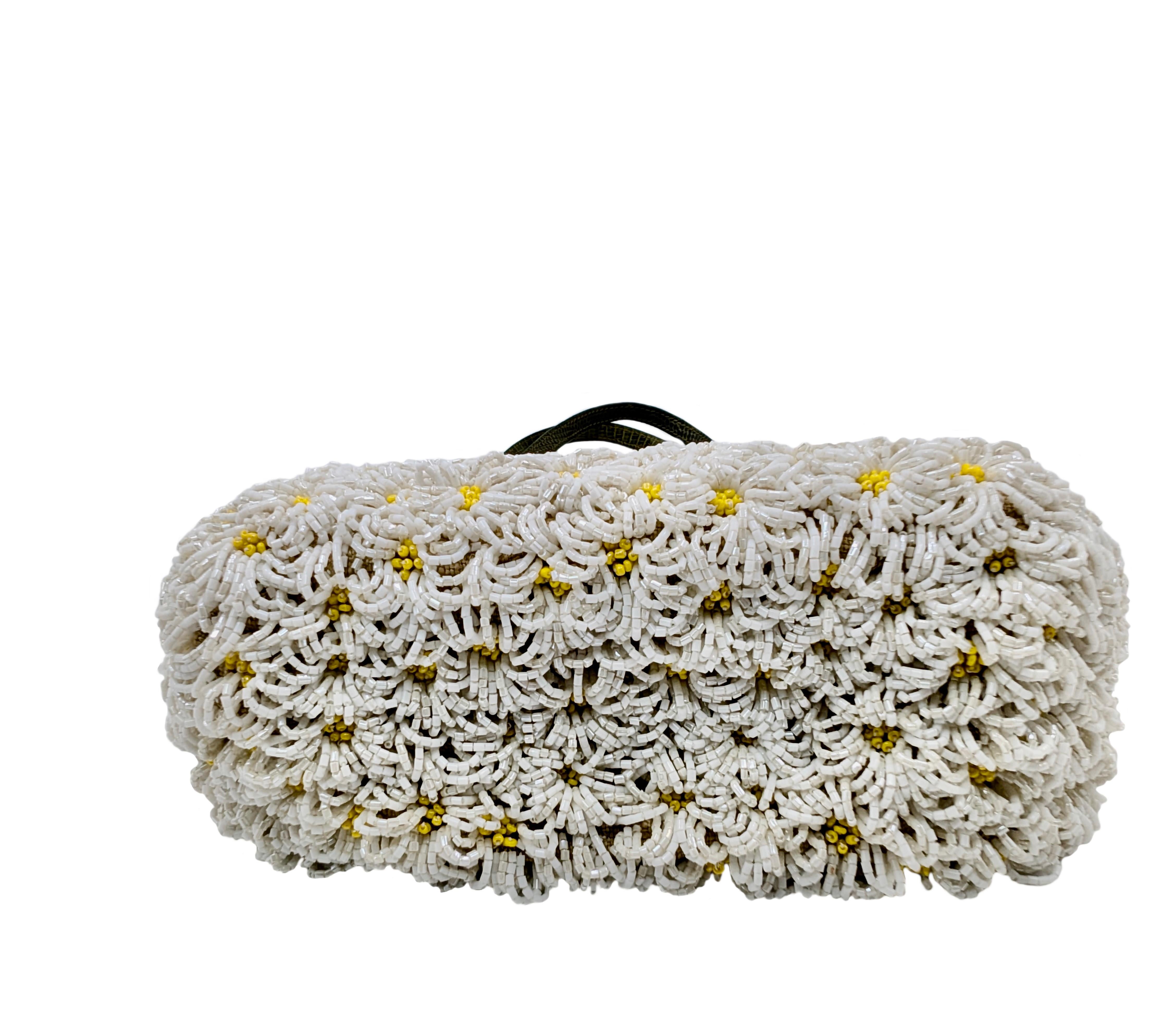 Gris VALENTINO Petit shopper brodé de marguerites en perles en vente
