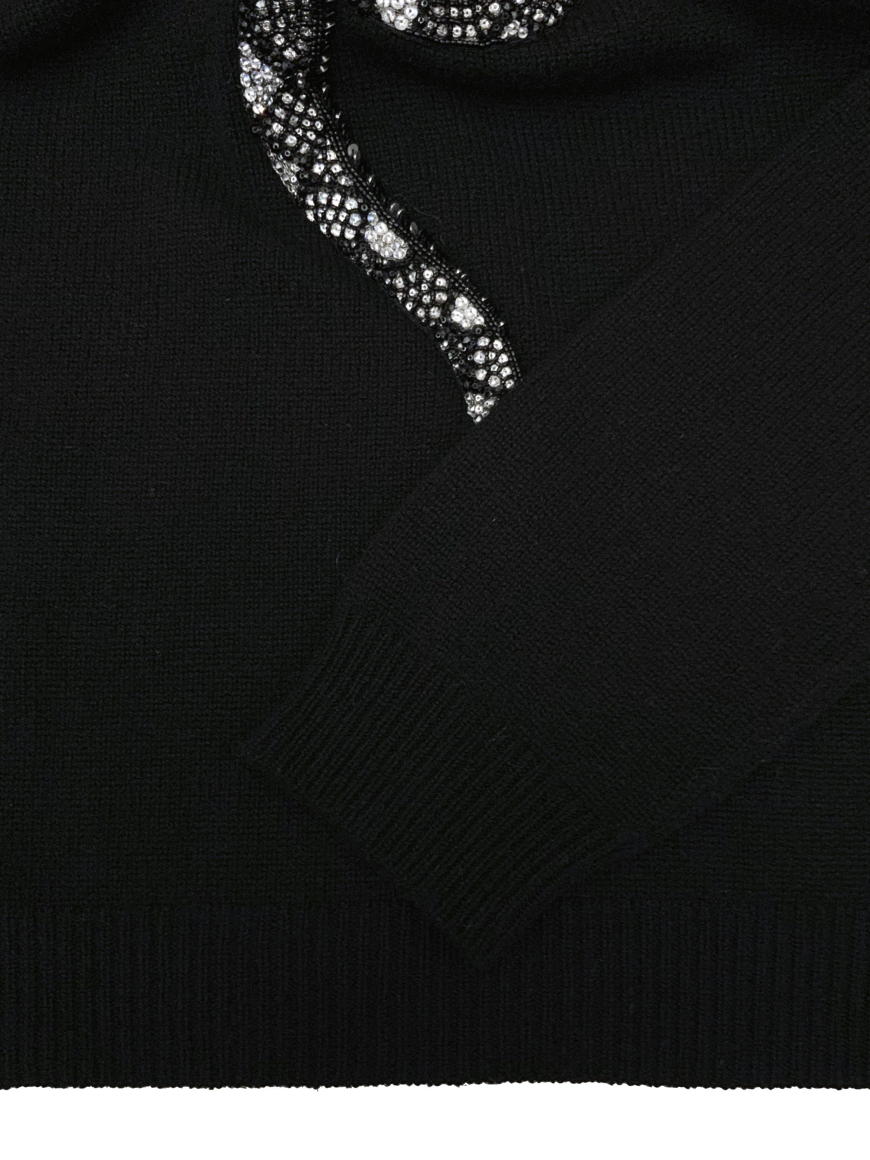 Valentino Snake Re-edition Bestickter schwarzer Kaschmirpullover Limitierte Auflage im Zustand „Hervorragend“ in Geneva, CH