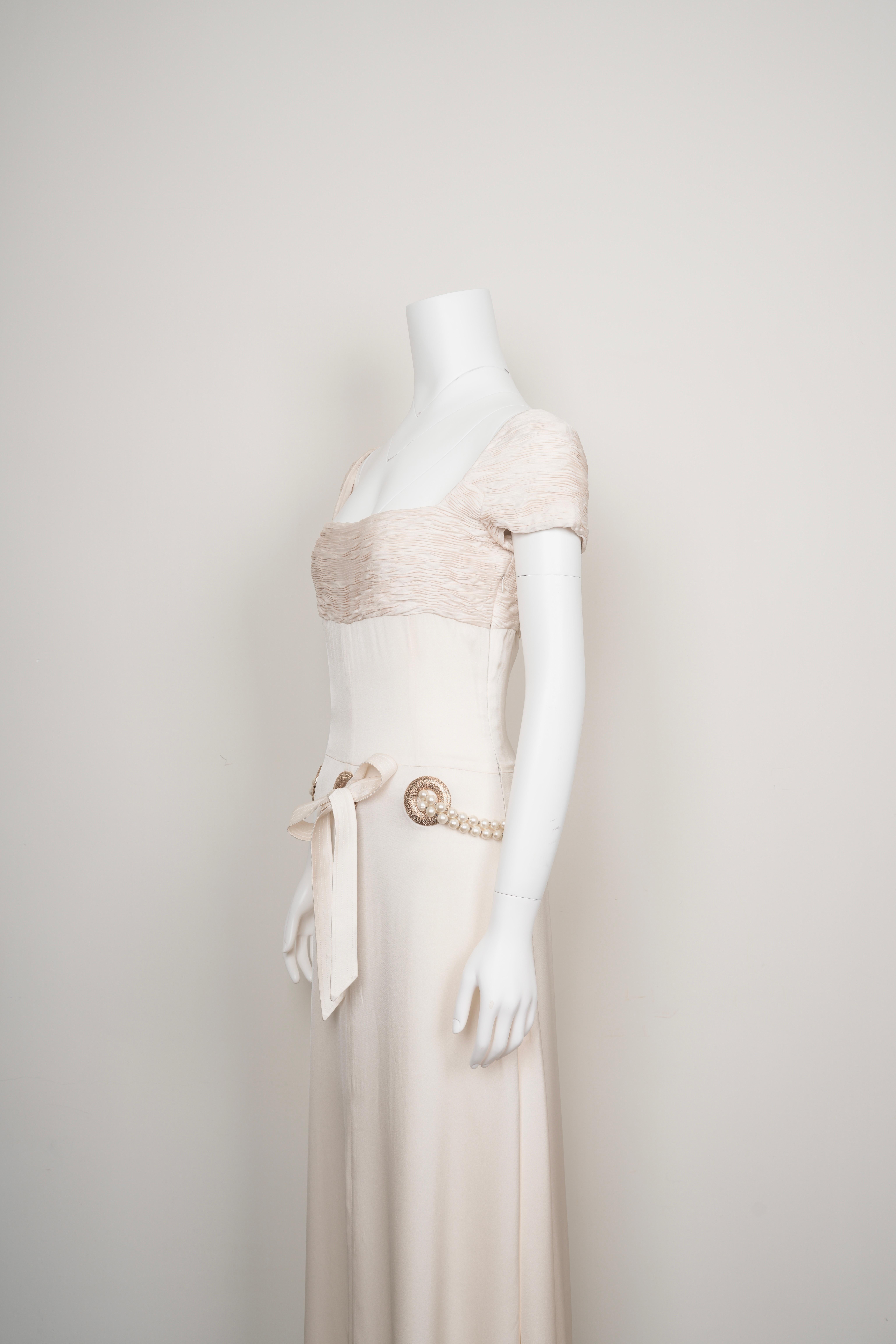 Valentino Spring 2005 - Robe en daim de soie ivoire Excellent état - En vente à Hong Kong, HK