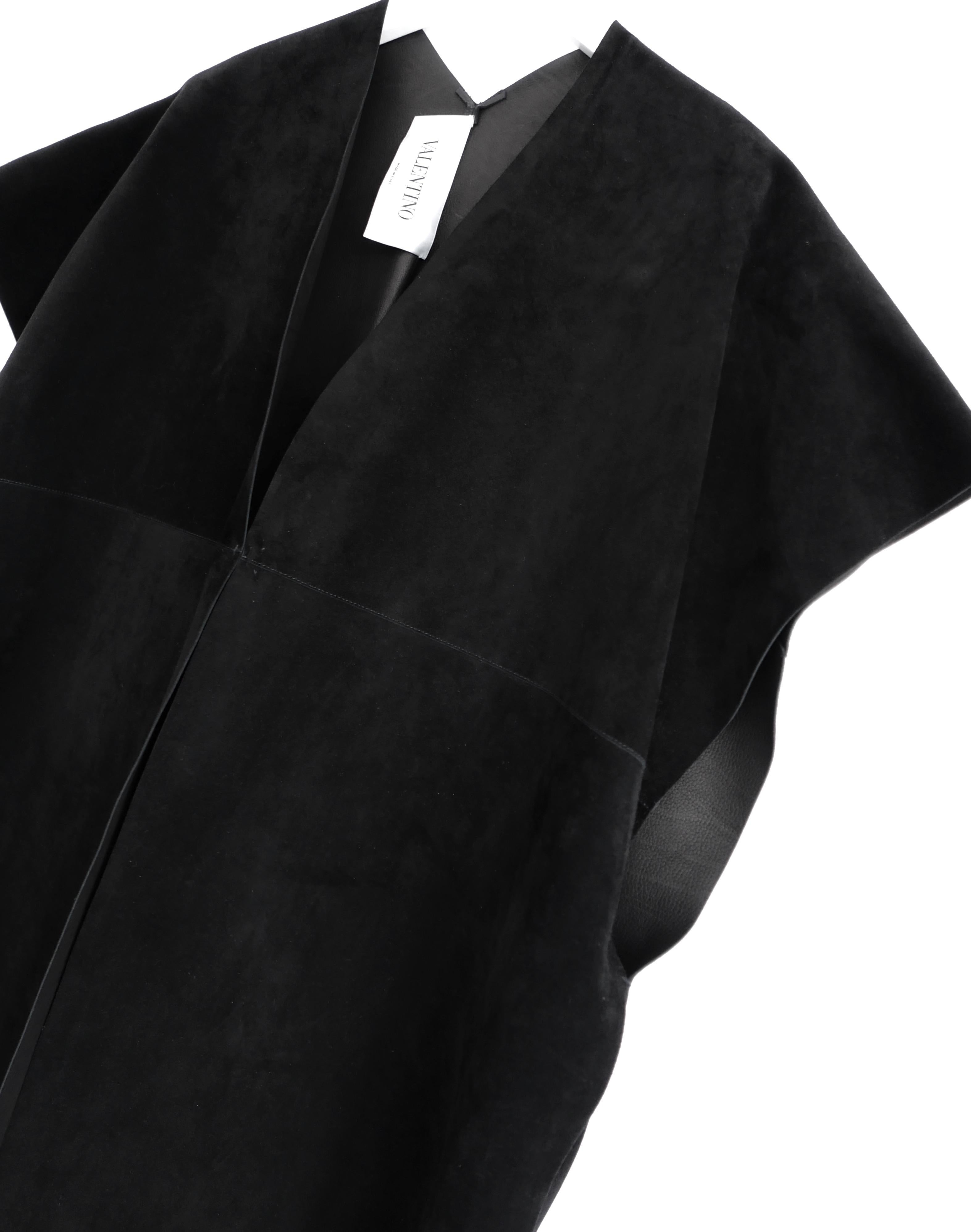 Valentino Spring 2014 Black Suede Poncho Cape In New Condition For Sale In London, GB