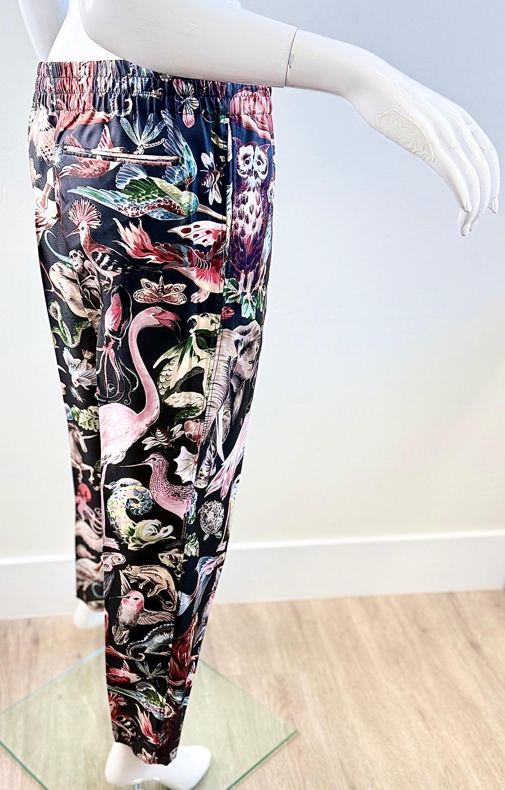 Valentino SS2016 Silk Fantastic Animals Print Drawstring PJ Style Trousers Pants en venta 6