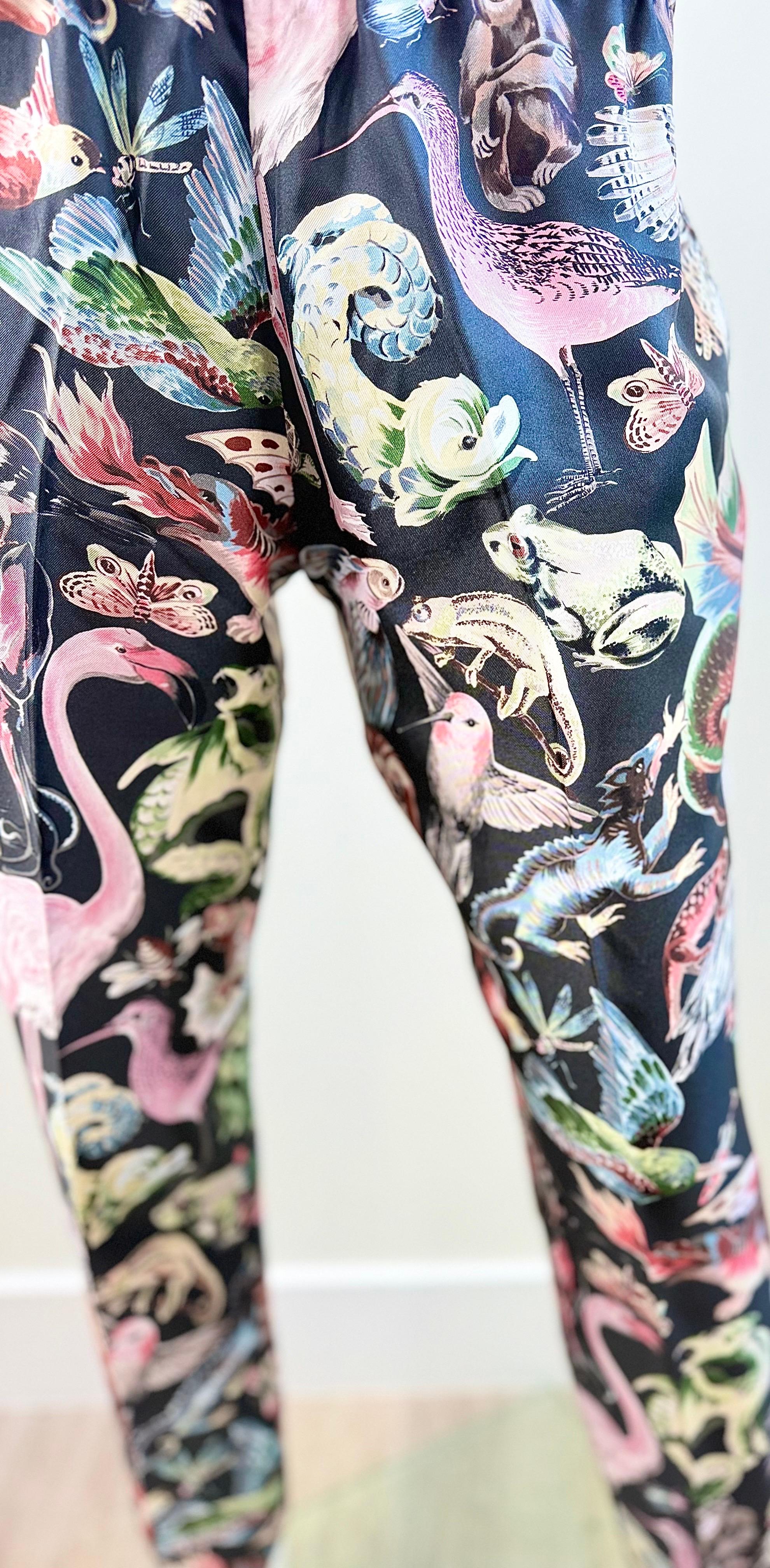 Valentino SS2016 Silk Fantastic Animals Print Drawstring PJ Style Trousers Pants en venta 7