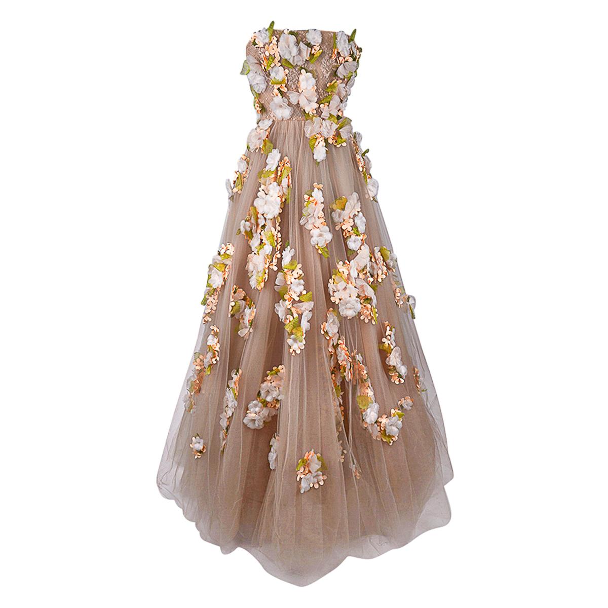 Valentino Trägerloses Empire-Kleid in Nude mit Blumenschmuck 1 von 2 Größe 0 6