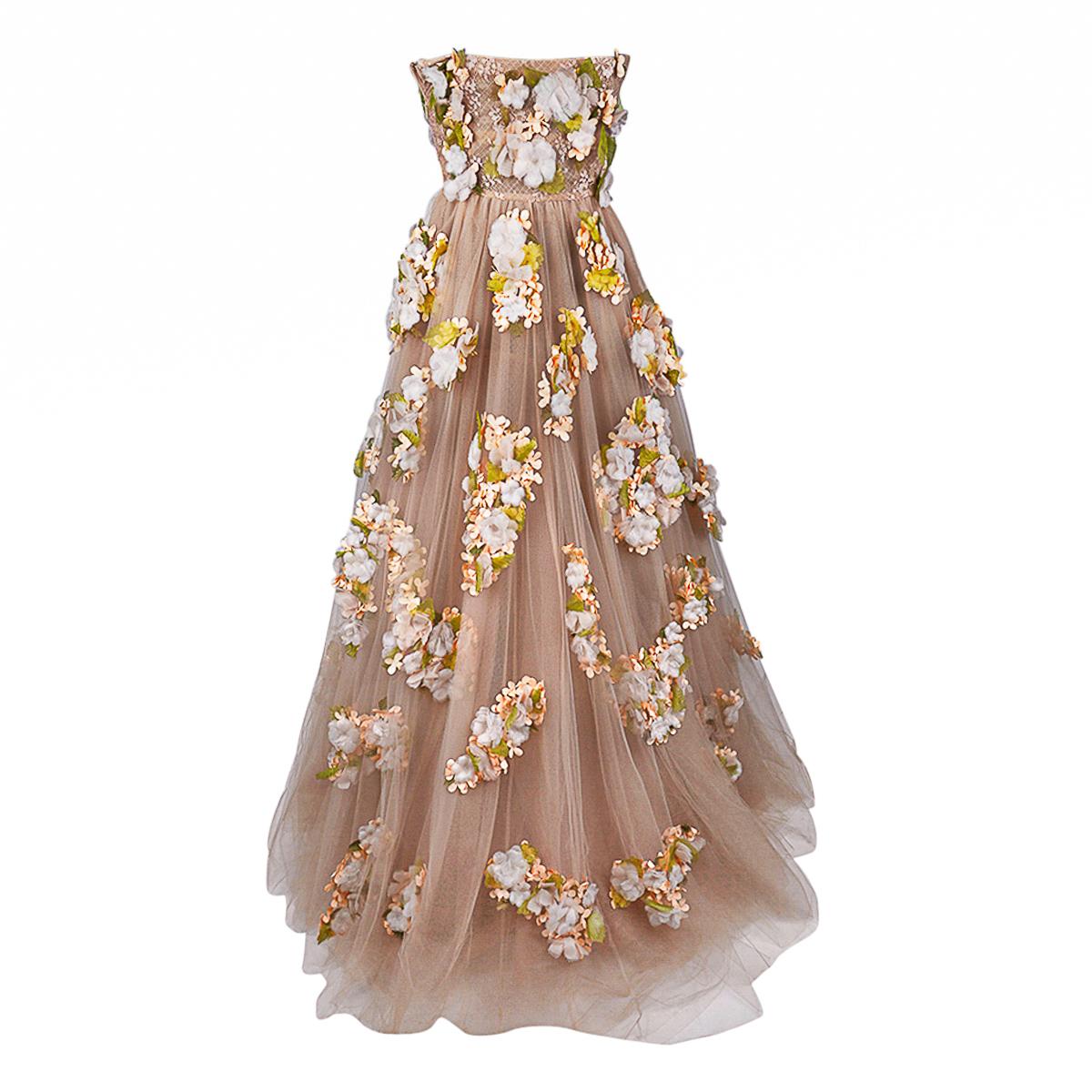 Valentino Strapless Empire Nude Flower Adorned Gown 1 of 2 Size 0 For Sale 12